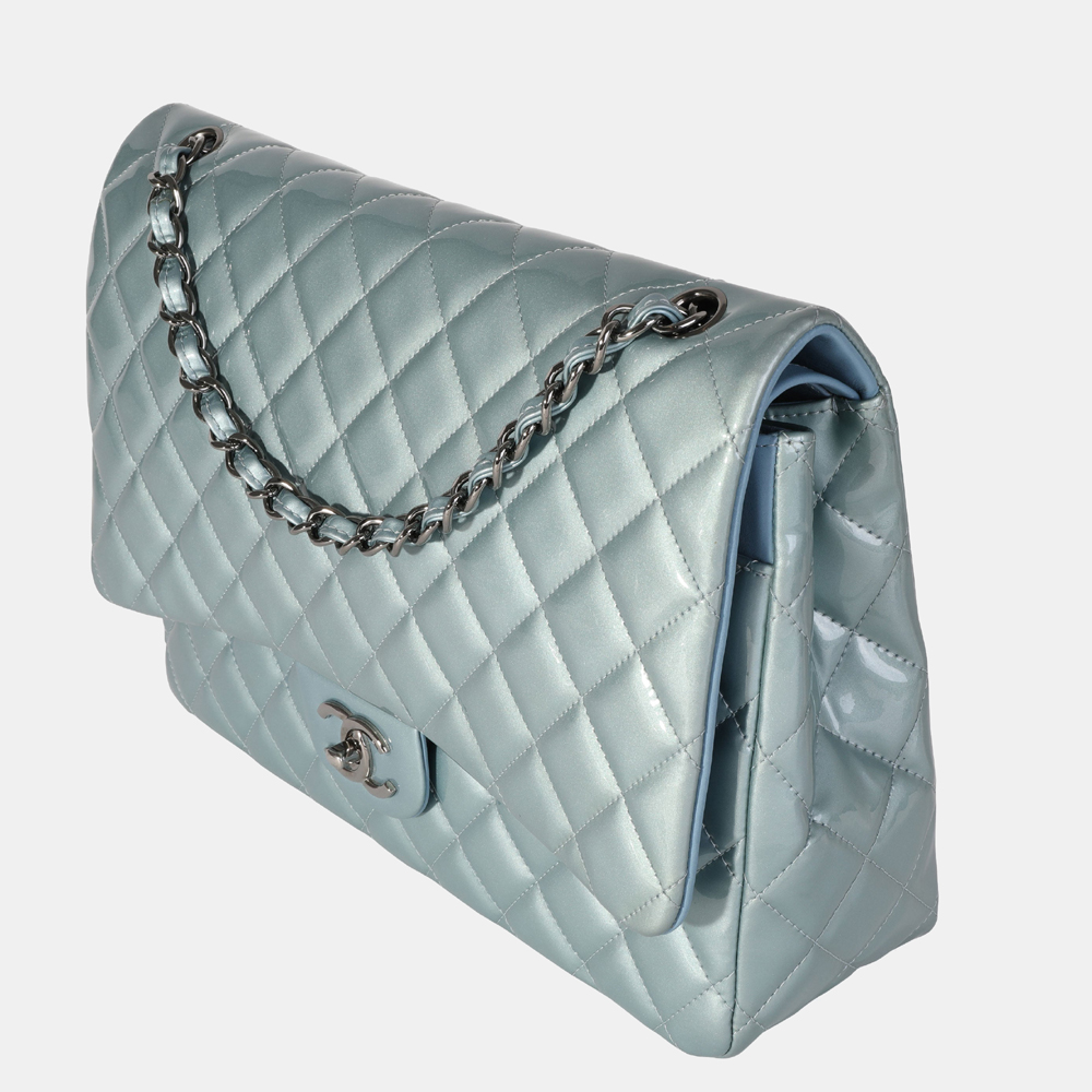 

Chanel Silver Quilted Patent Leather Maxi Classic Double Flap