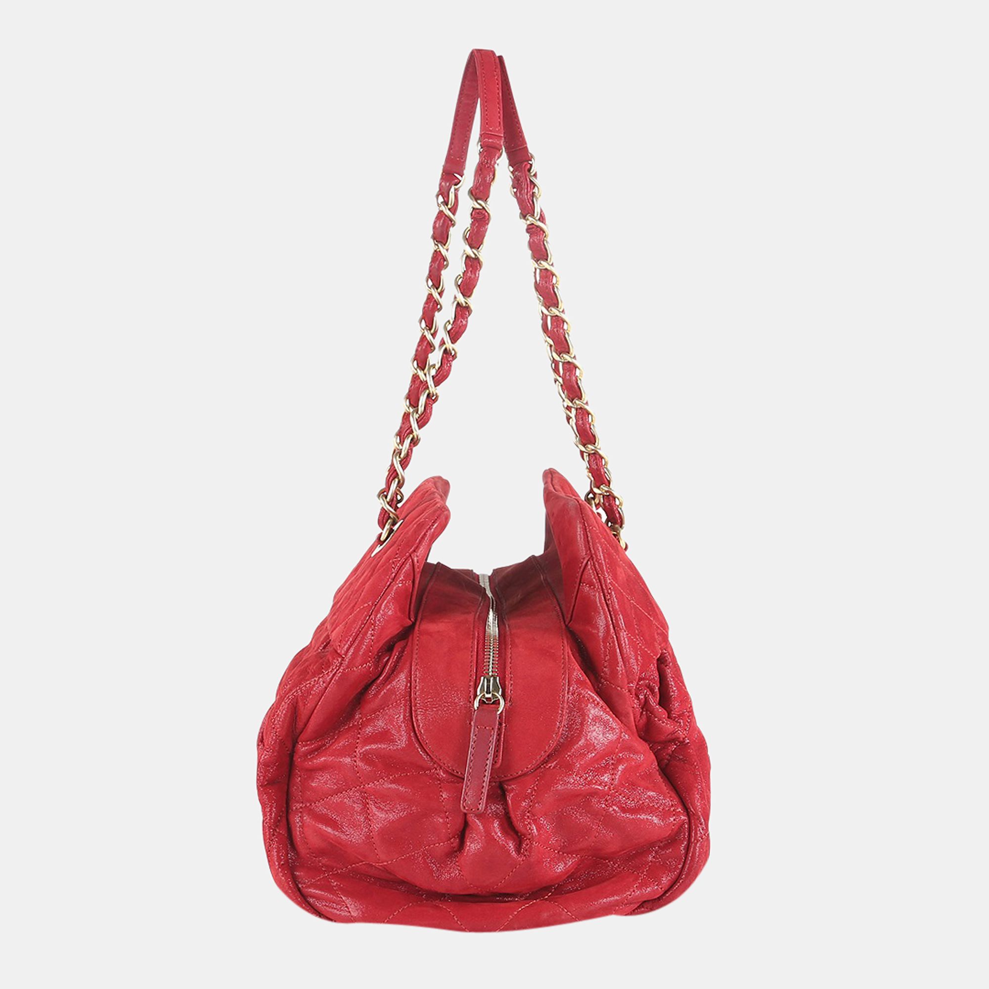 

Chanel Shiny Red Quilted Leather Shoulder Bag