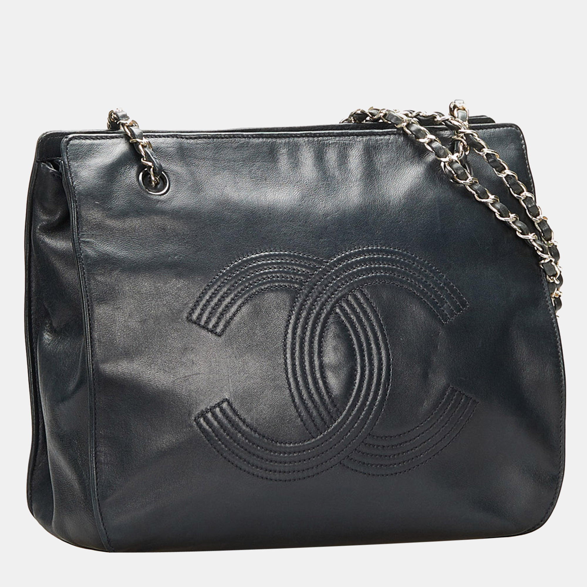 

Chanel Black CC Shoulder Bag