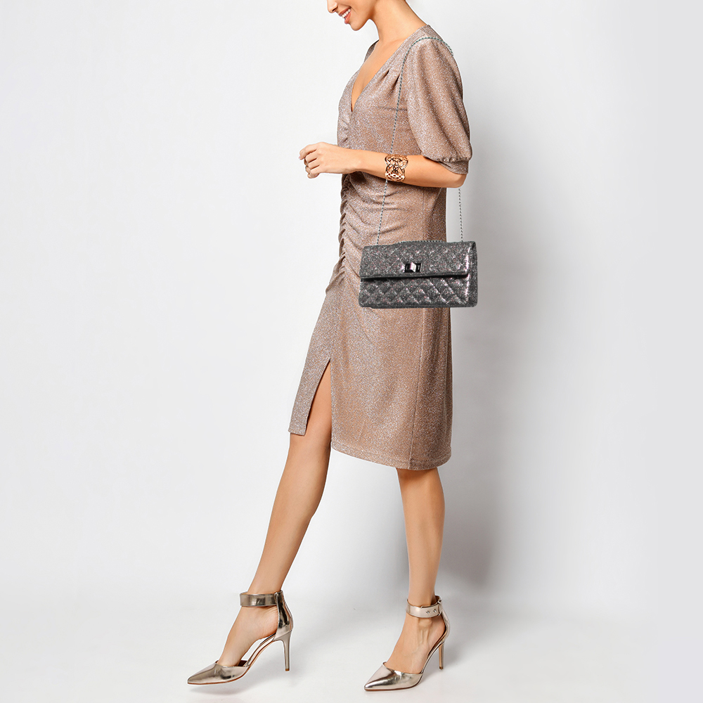 

Chanel Silver/Multicolor Glitter Reissue Chain Shoulder Bag