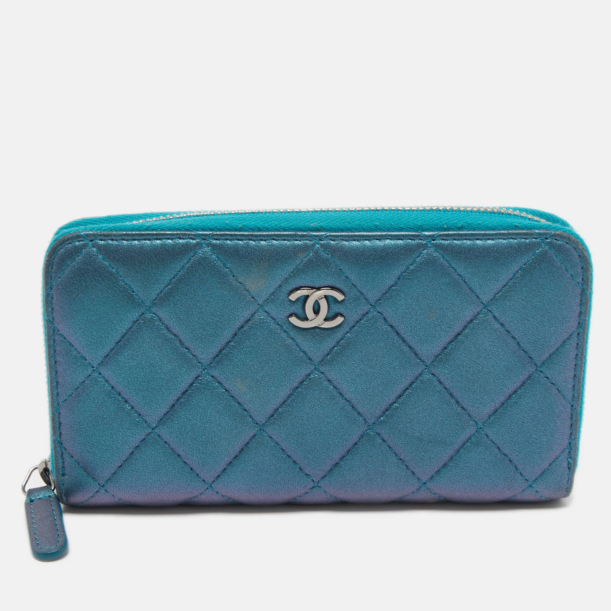 Pre-owned Chanel Metallic Blue Quilted Leather Classic Zip Wallet