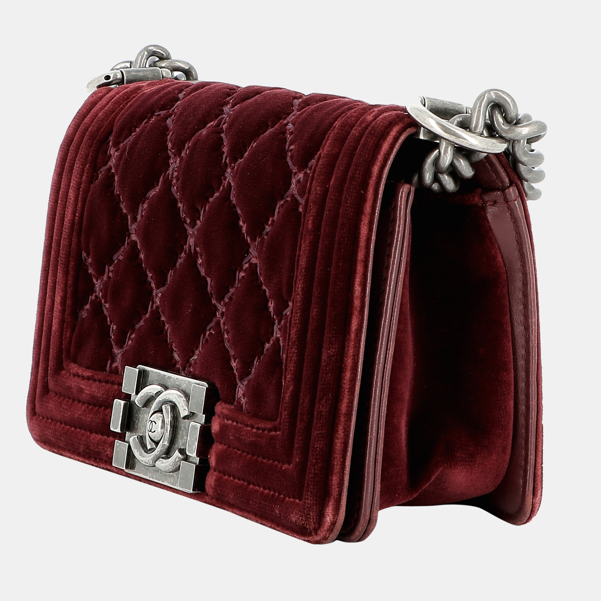 

Chanel Bordeaux Velvet Boy Flap Bag, Burgundy