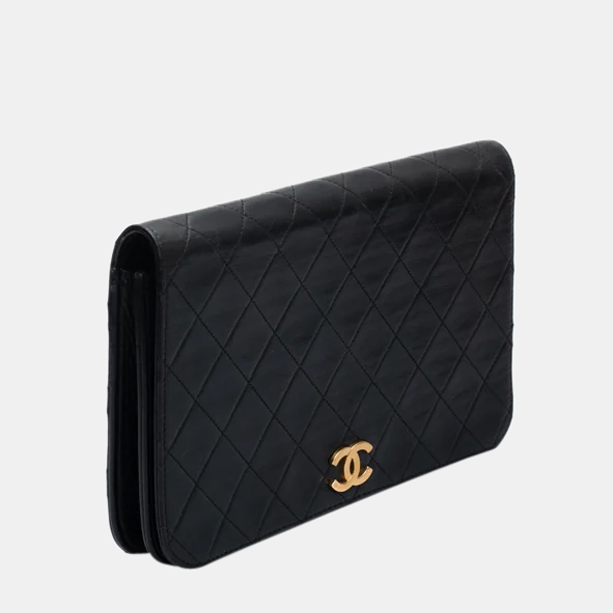 

Chanel Black Leather Vintage Flap bag
