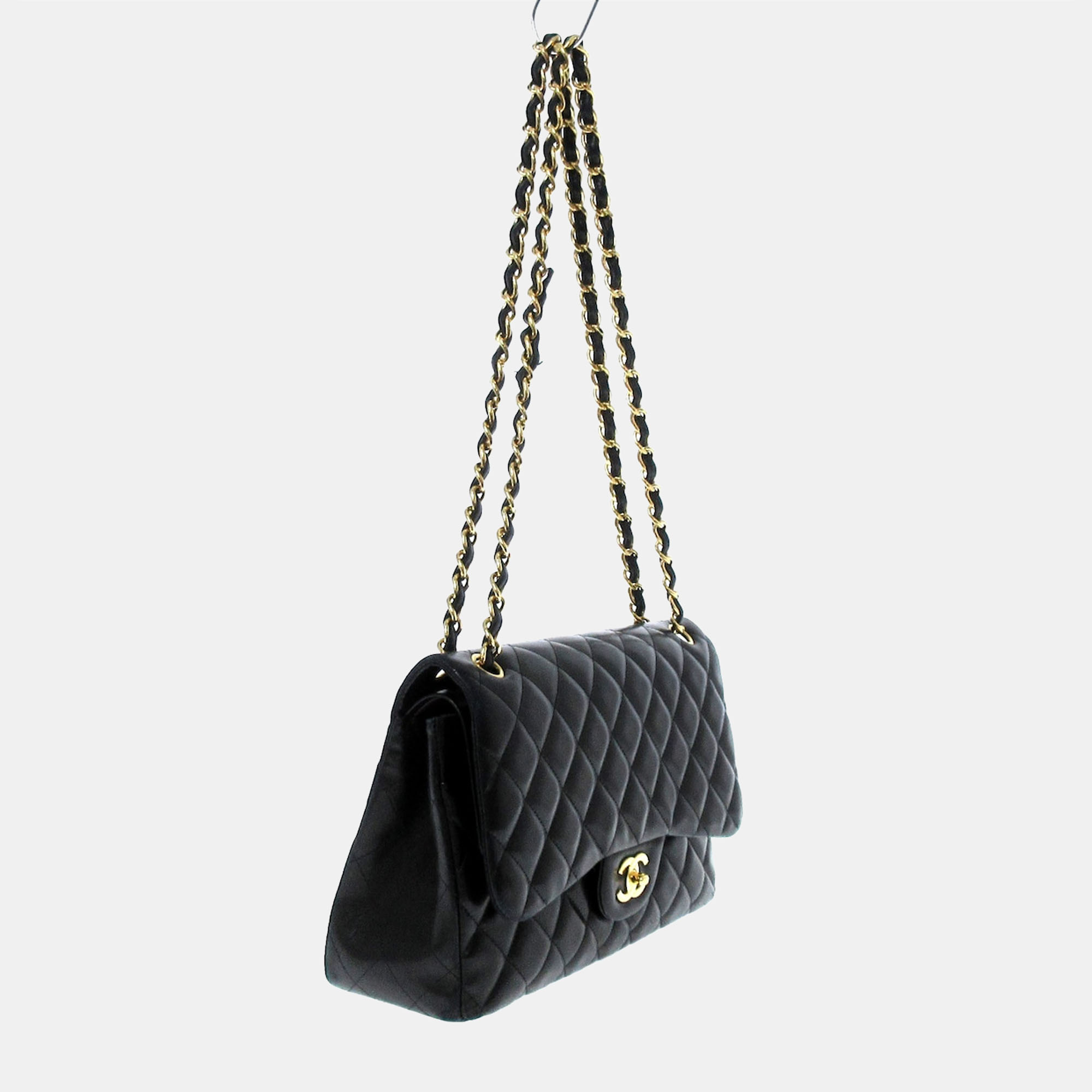 

Chanel Black Leather Jumbo Classic Double Flap Shoulder Bag