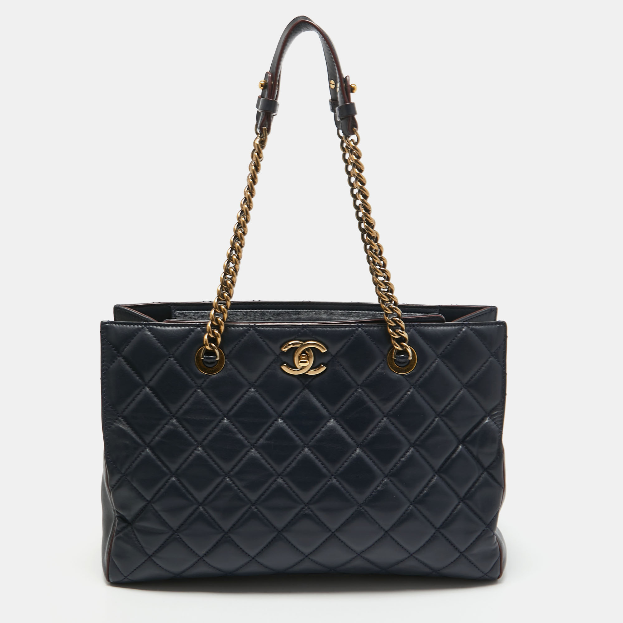 Pre Owned Chanel Navy Blue Quilted Leather Perfect Edge Tote