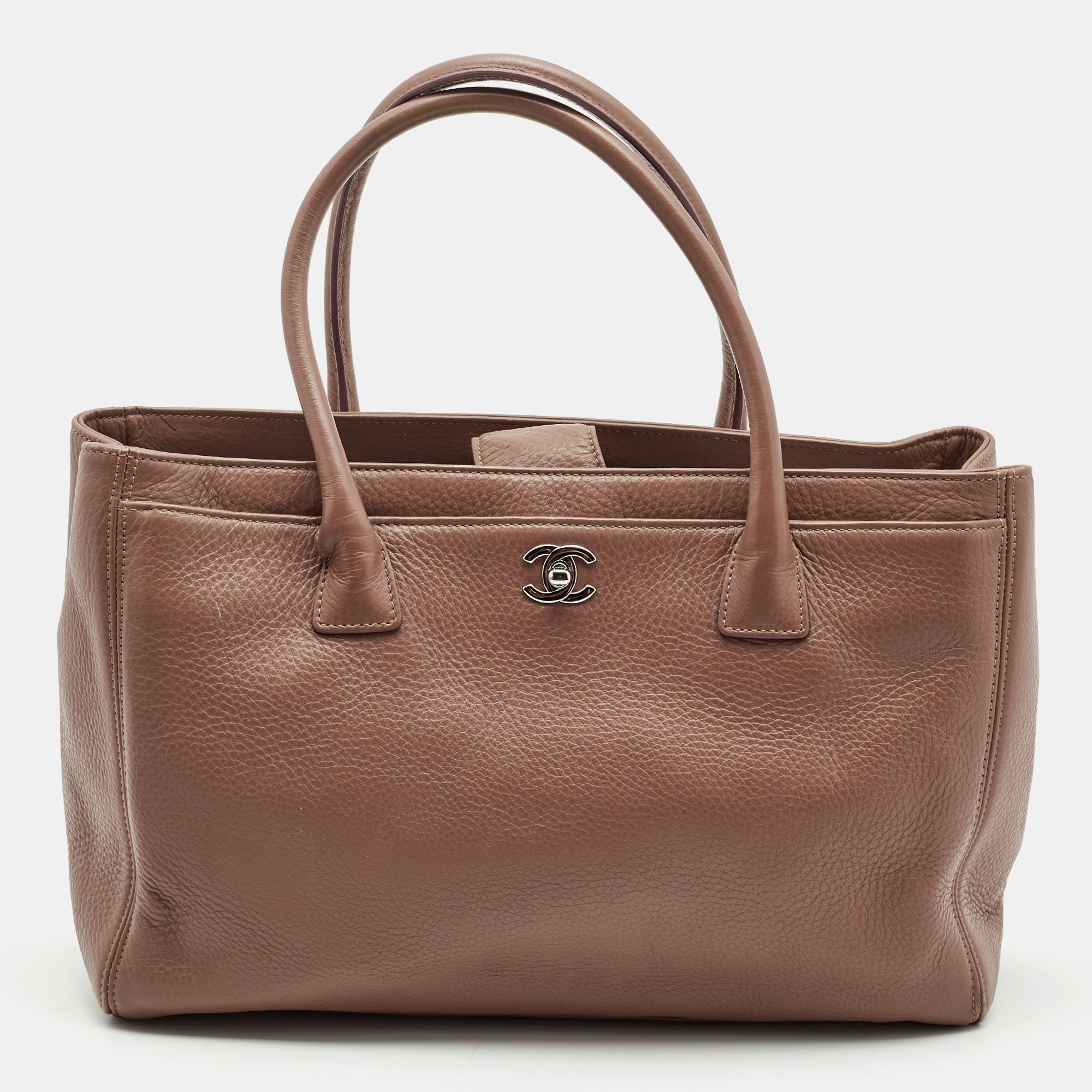 Pre Owned Chanel Old Rose Leather Cerf Shopper Tote