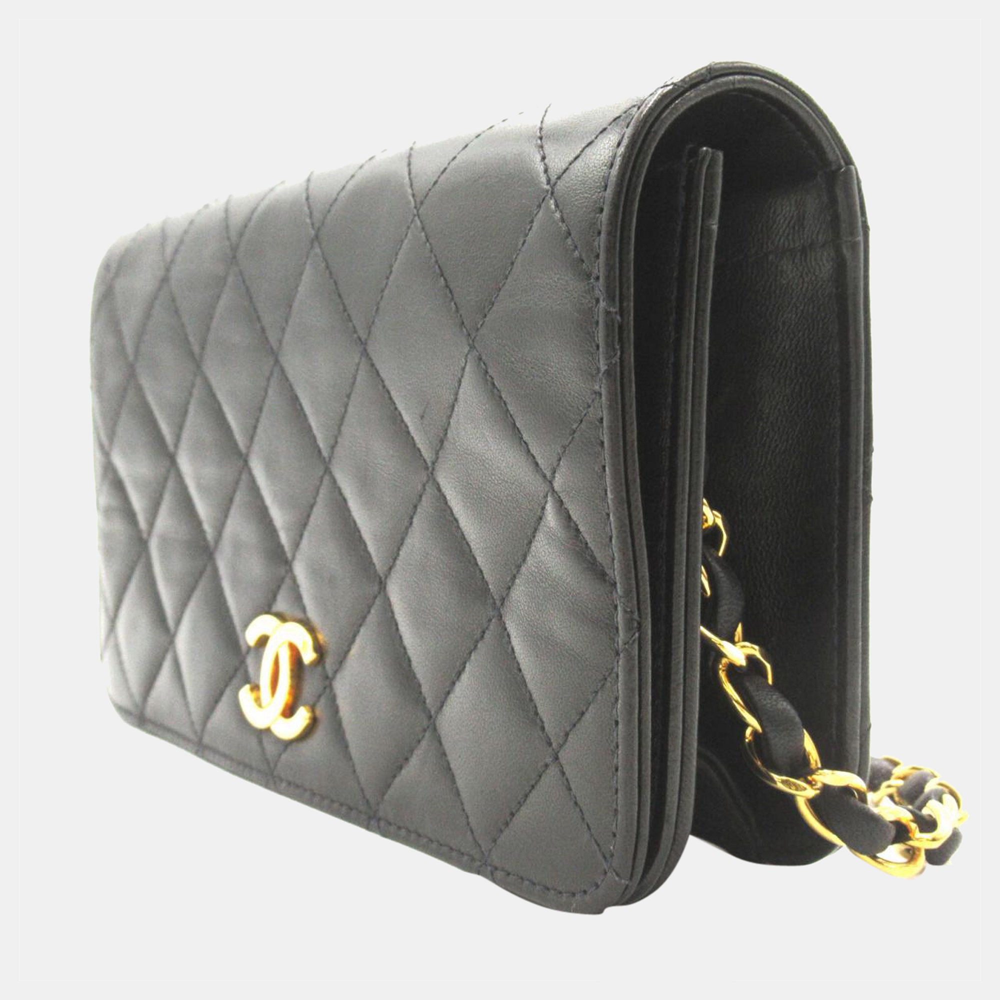 

Chanel Black Leather CC Quilted Flap Bag Shoulder Bag