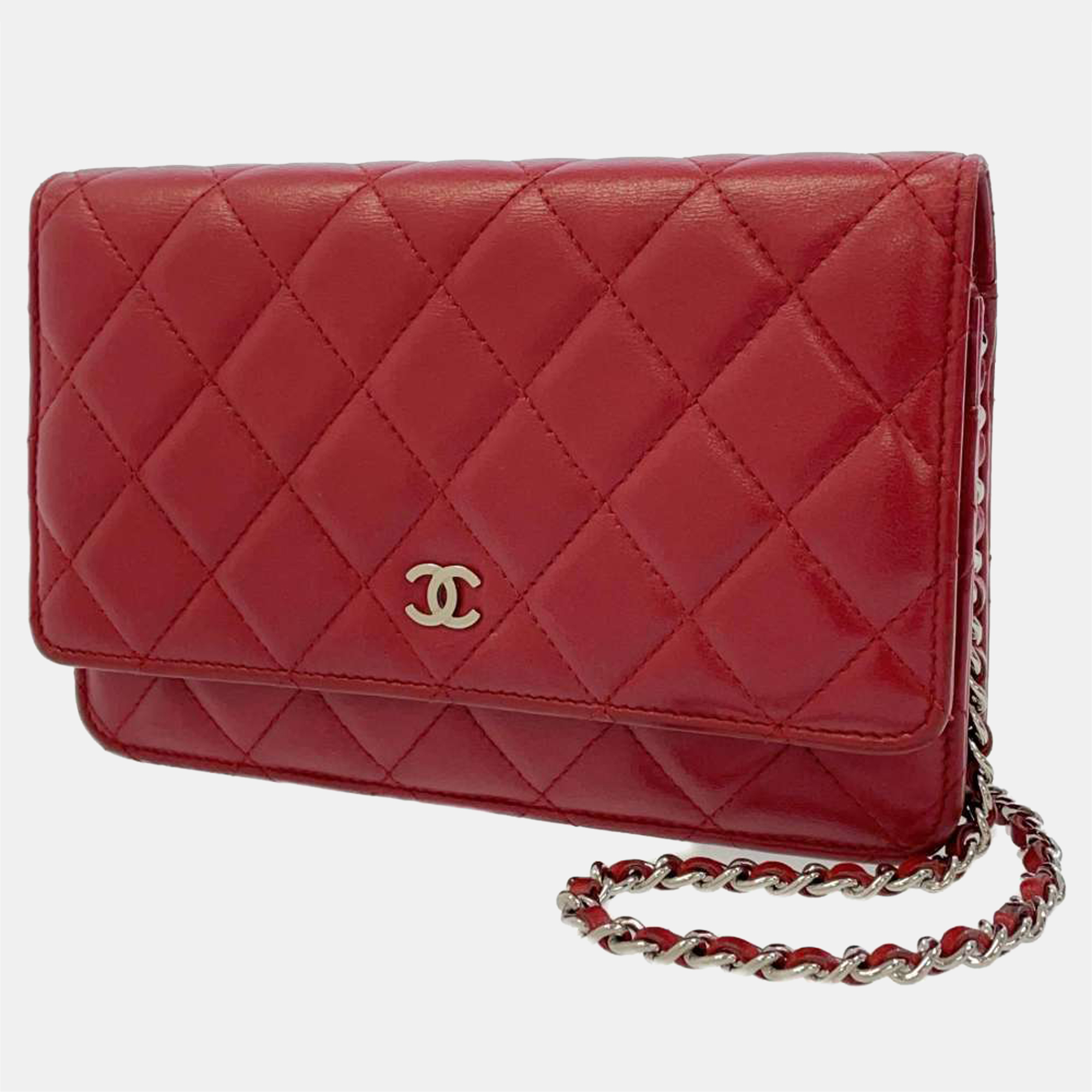 Pre-owned Chanel Red Lambskin Classic Wallet On Chain