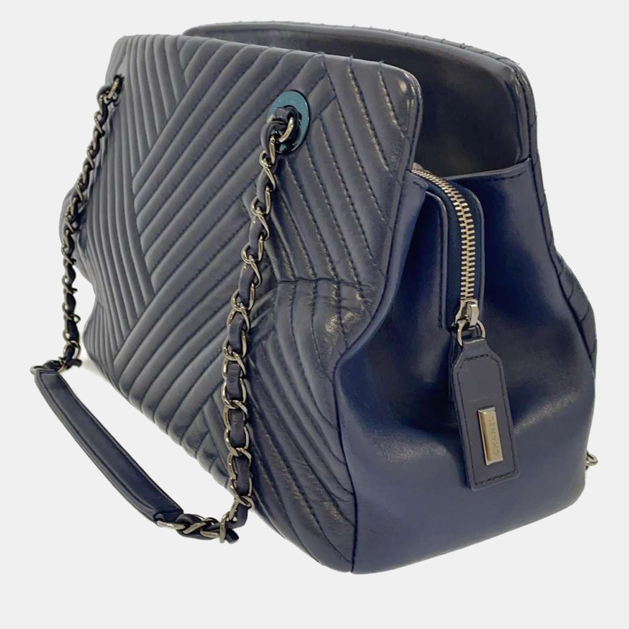 

Chanel Navy Blue Lambskin Leather CC Crossing Shopping Tote Bag