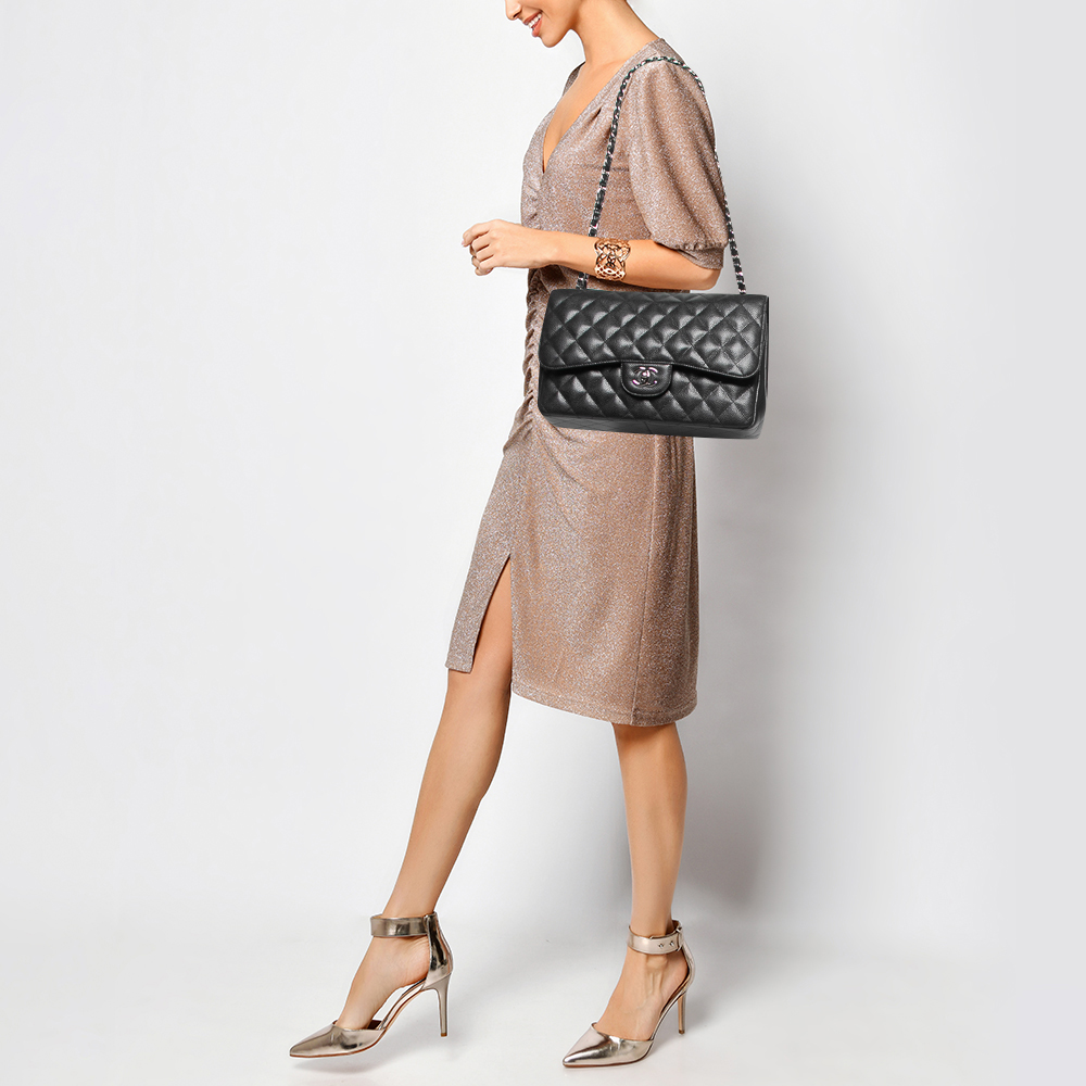 

Chanel Black Quilted Caviar Leather Jumbo Classic Double Flap Bag