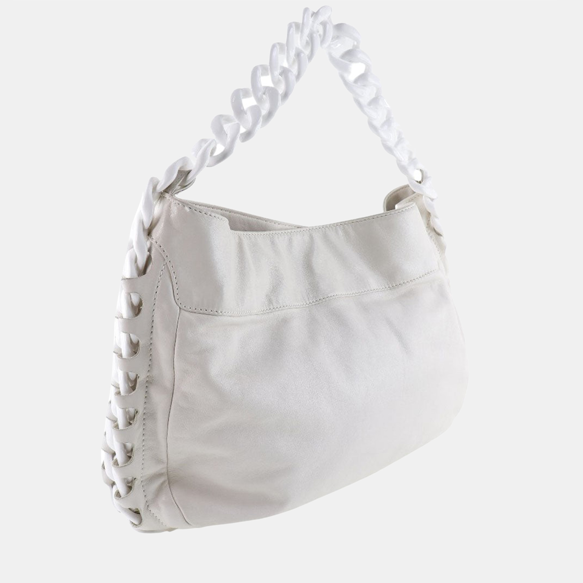 

Chanel White Leather CC shoulder bag