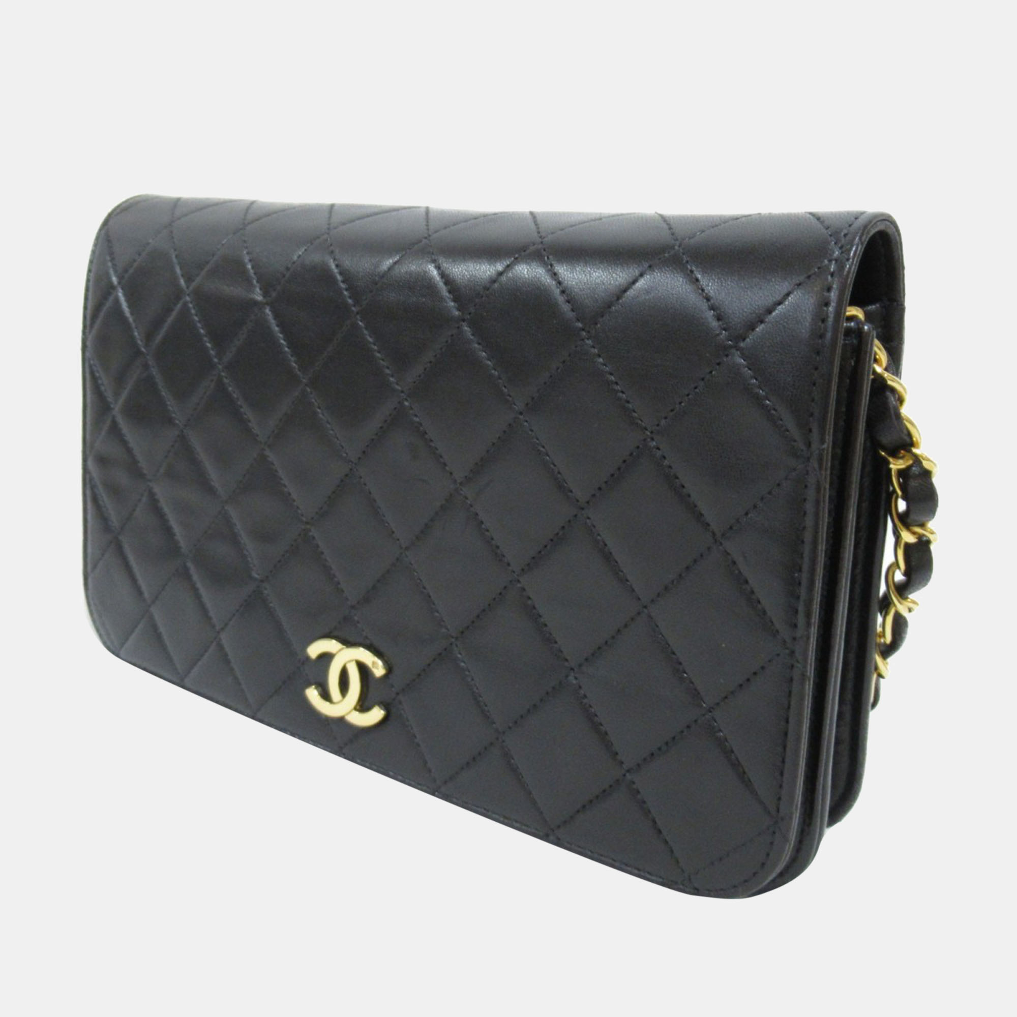 

Chanel Black CC Quilted Leather Flap Bag