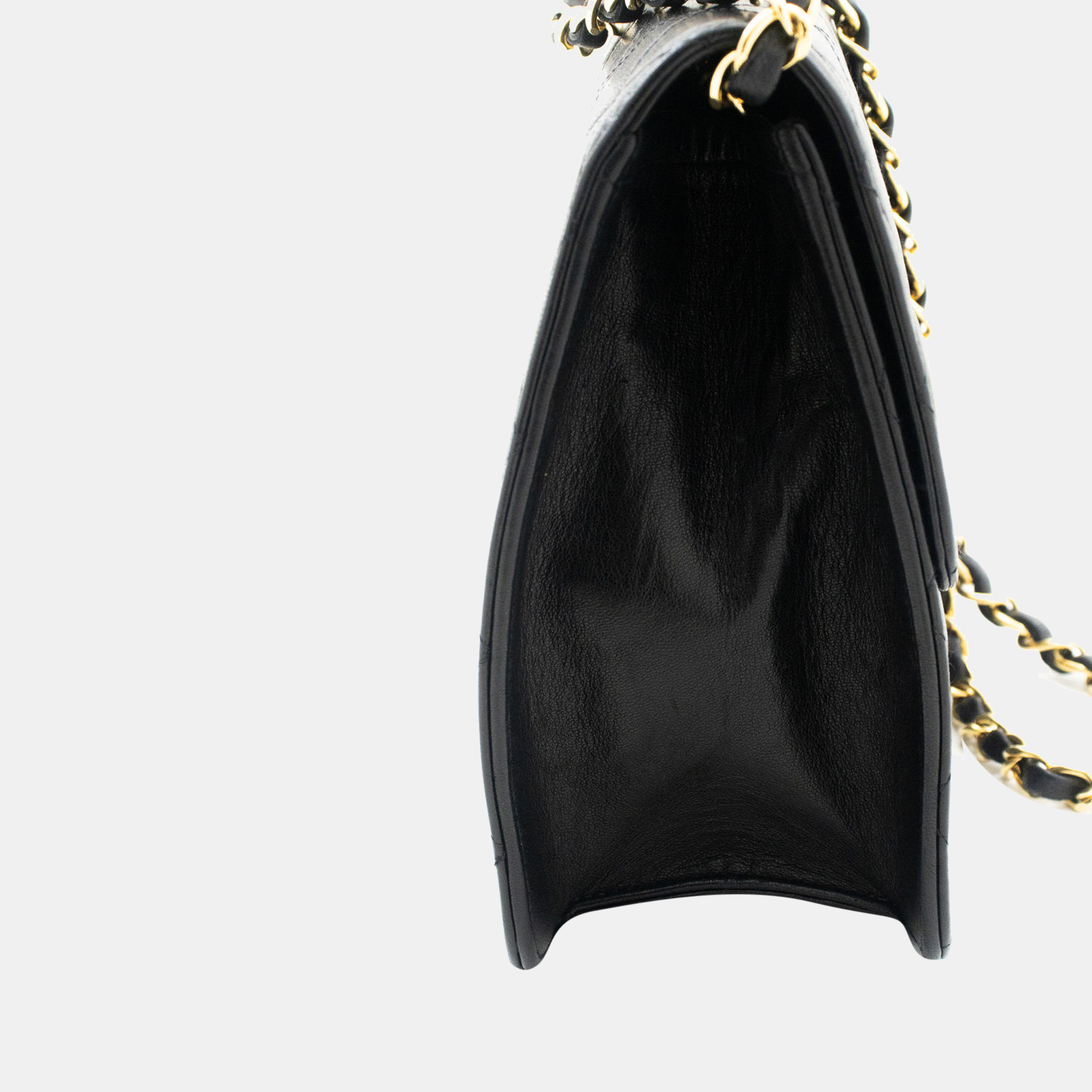 

Chanel Black Leather Classic Jumbo Single Flap Shoulder Bag