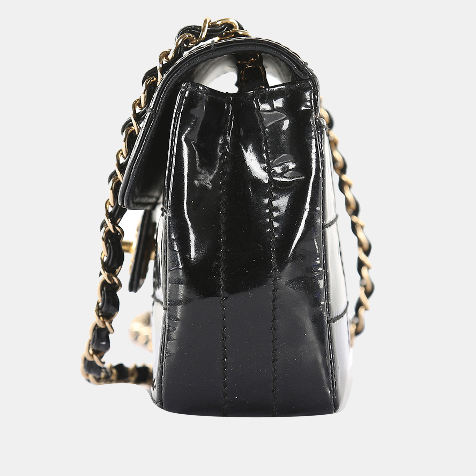 

Chanel Black Patent Leather Quilted Vintage Chocolate Bar Shoulder Bag