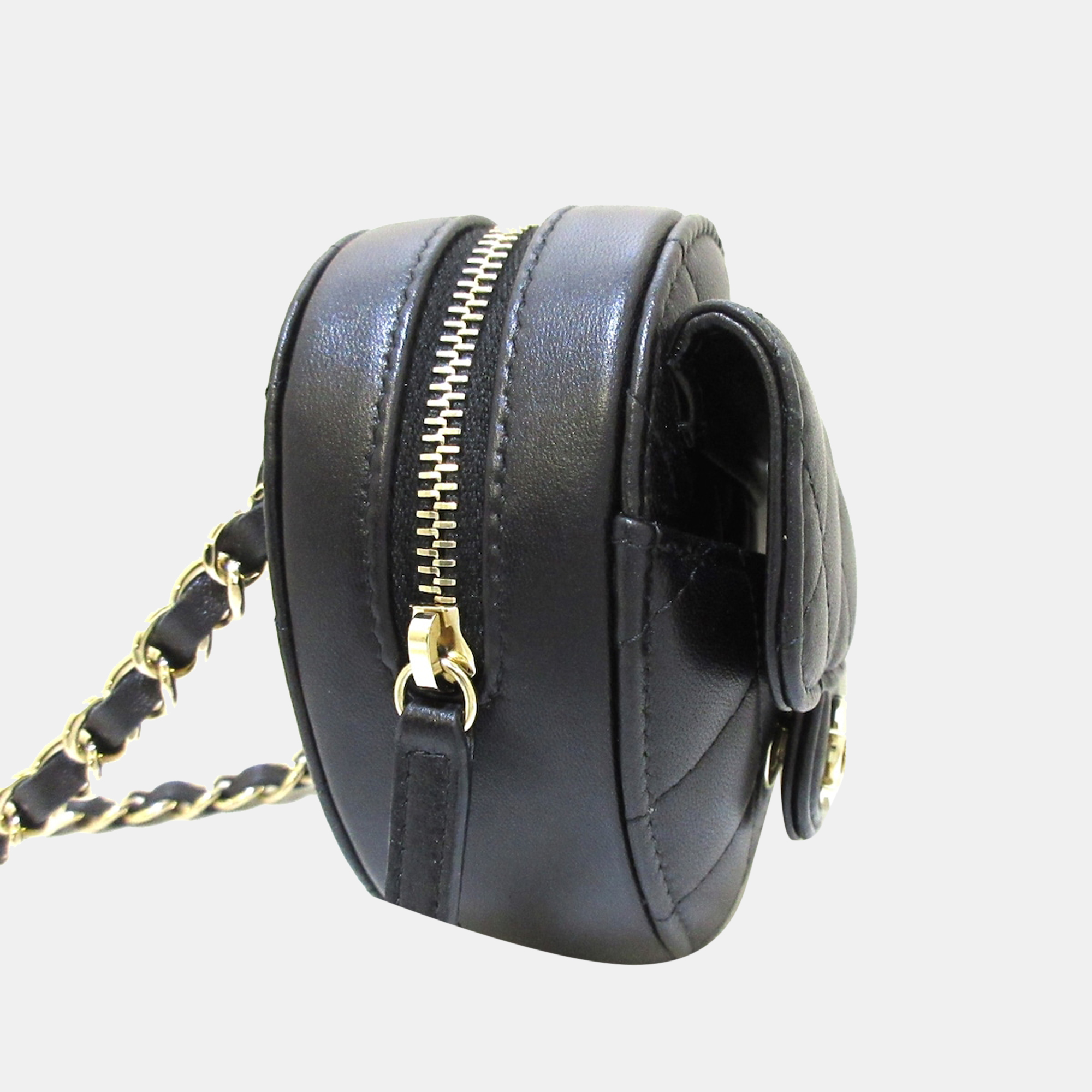 

Chanel Black Quilted Leather CC In Love Heart Shoulder Bag