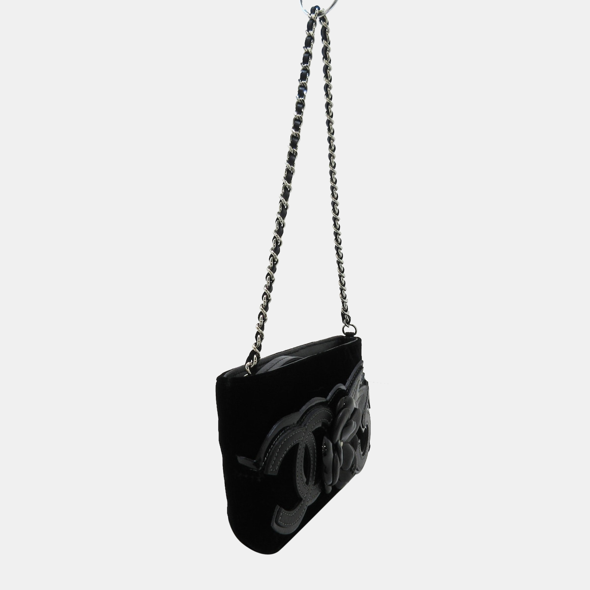 

Chanel Black Velvet and Leather Camellia No.5 Shoulder Bag