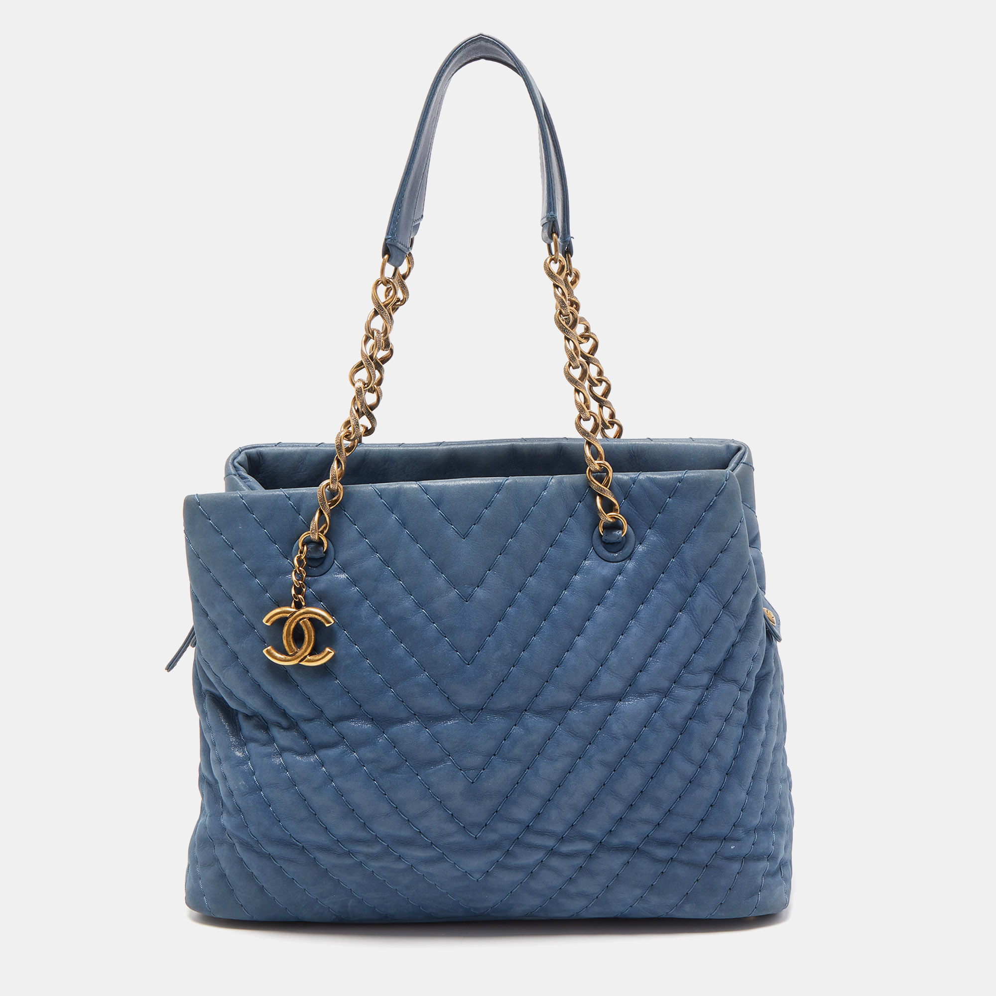 Pre-owned Chanel Blue Chevron Iridescent Leather Large Surpique Tote