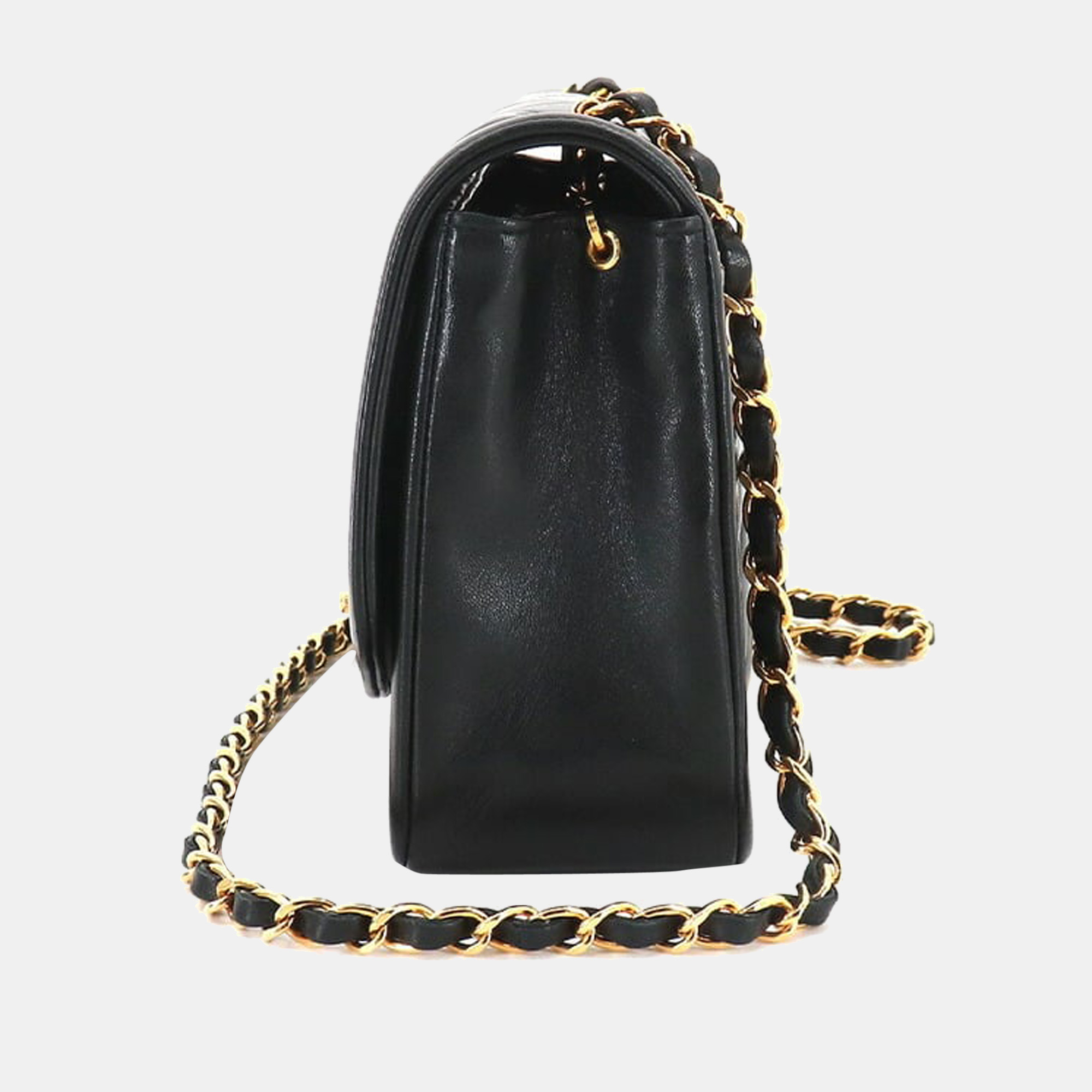 

Chanel Black Leather CC Vintage Diana Shoulder Bag