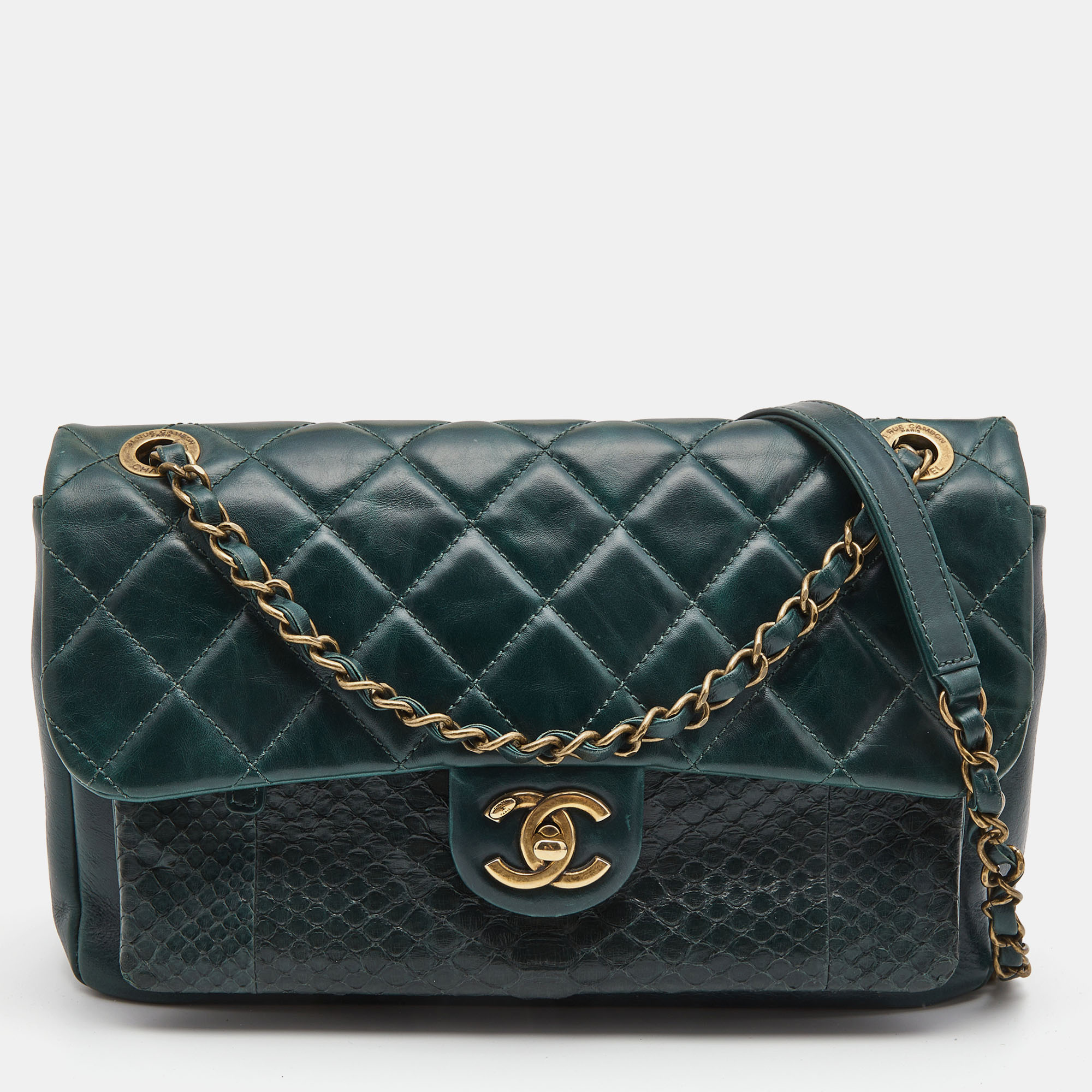 Pre-owned Chanel Green Quilted Leather And Python Urban Mix Flap Bag