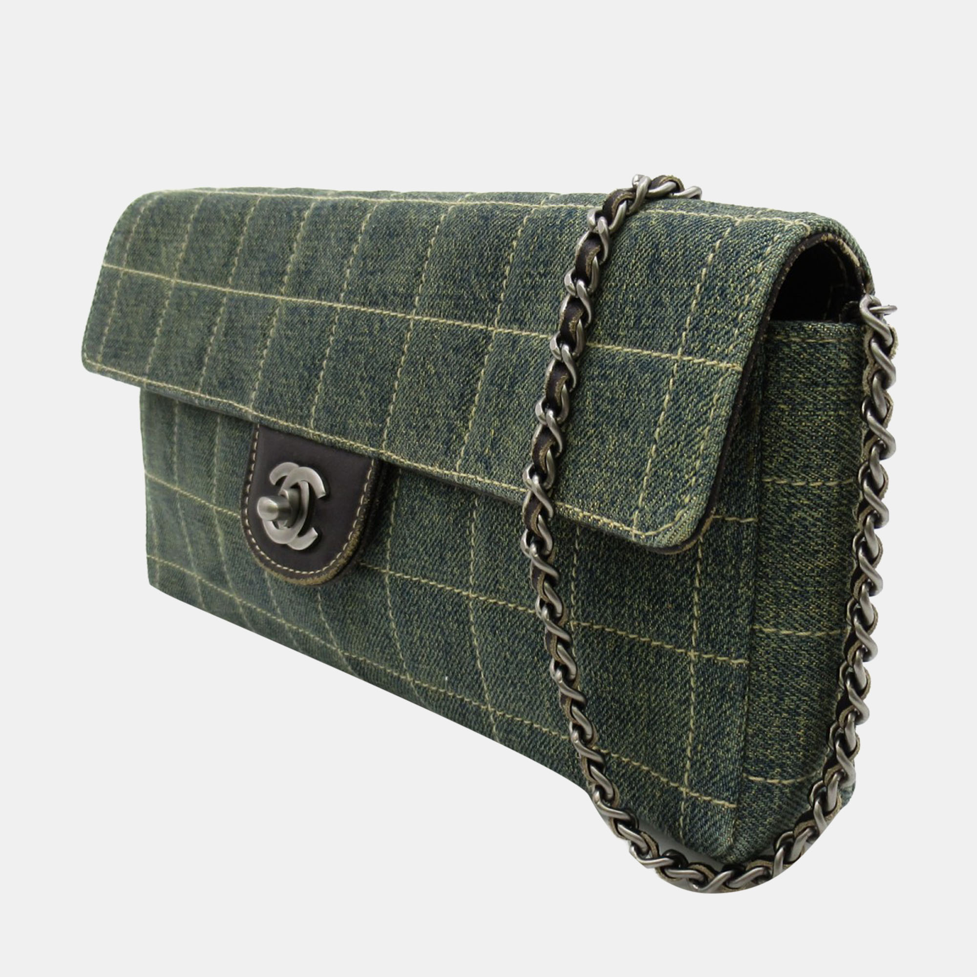 

Chanel Green Denim Choco Bar Chain Shoulder Bag