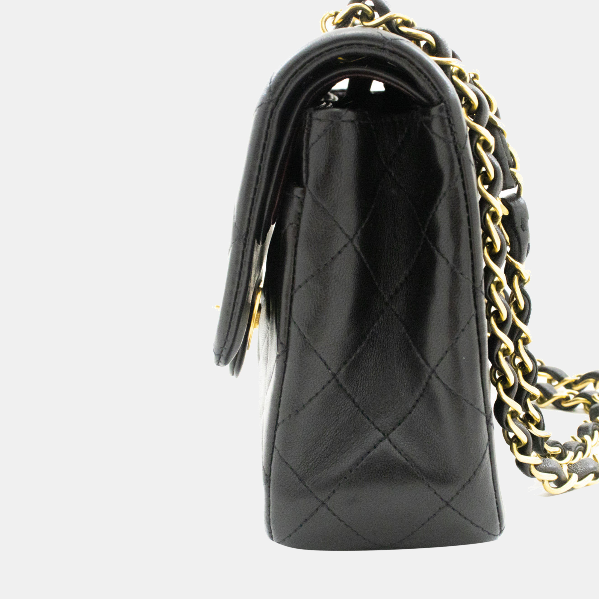 

Chanel Black Leather Medium Classic Double Flap Shoulder Bag