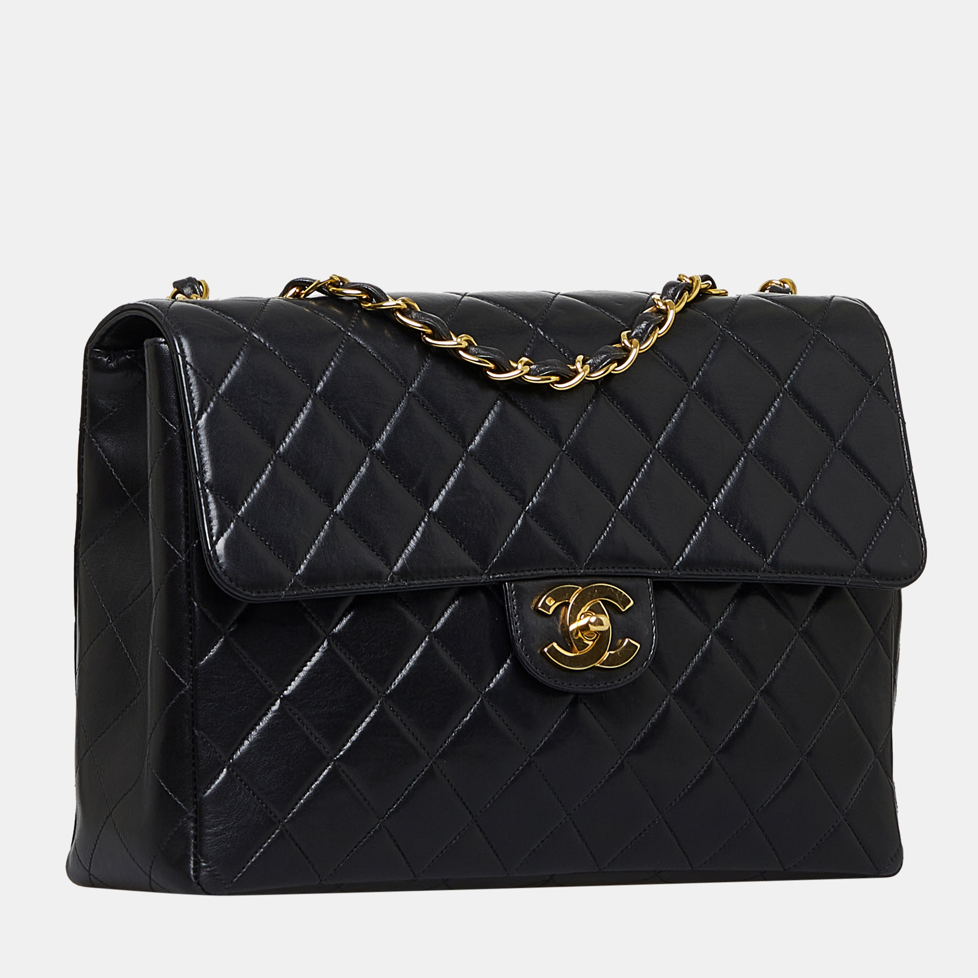 

Chanel Black Jumbo Classic Lambskin Maxi Single Flap