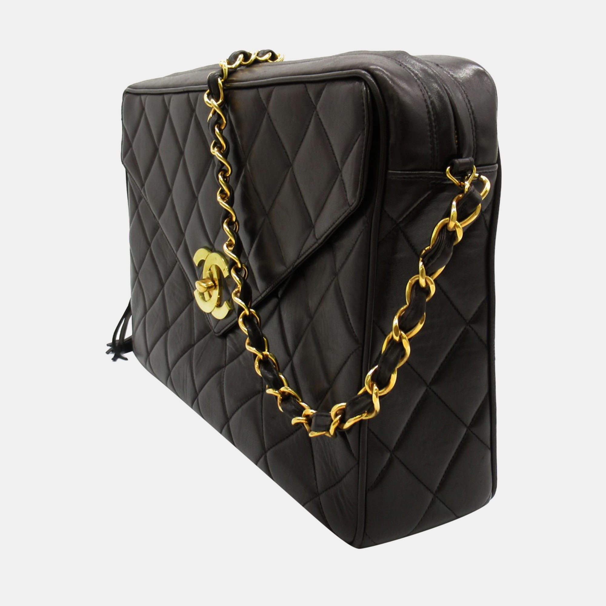 

Chanel Black CC Quilted Leather Chain Flap Bag