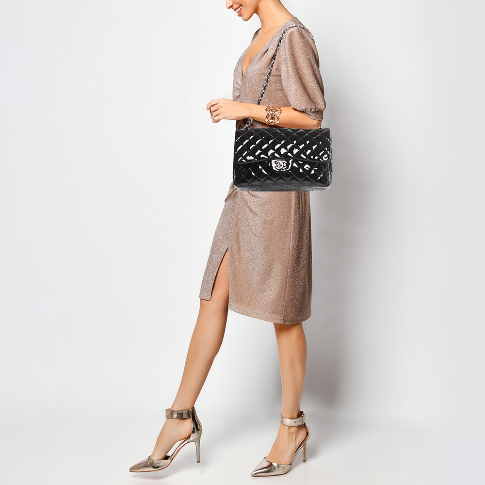 

Chanel Black Quilted Patent Leather Jumbo Classic Double Flap Bag