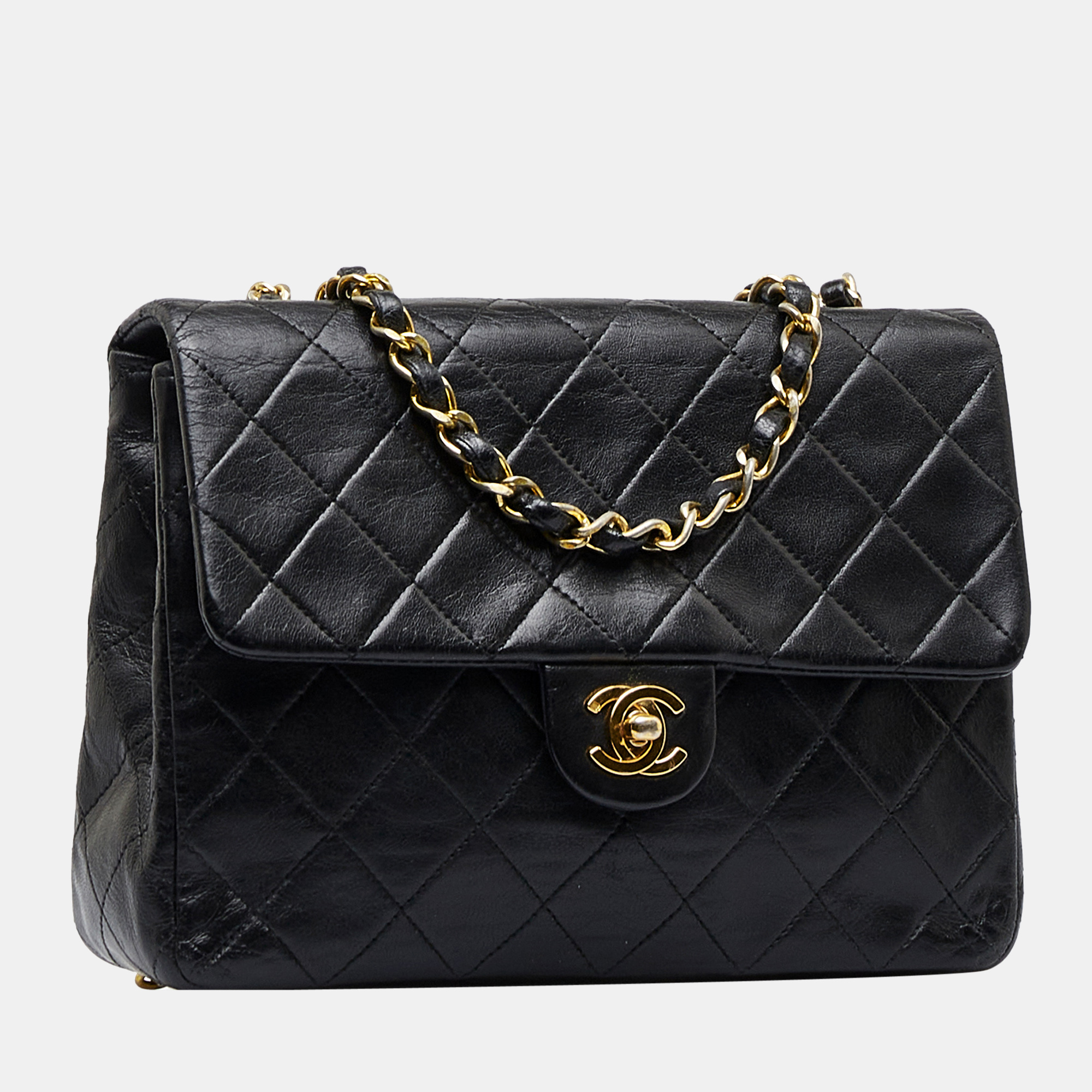 

Chanel Black Medium Classic Lambskin Single Flap Bag
