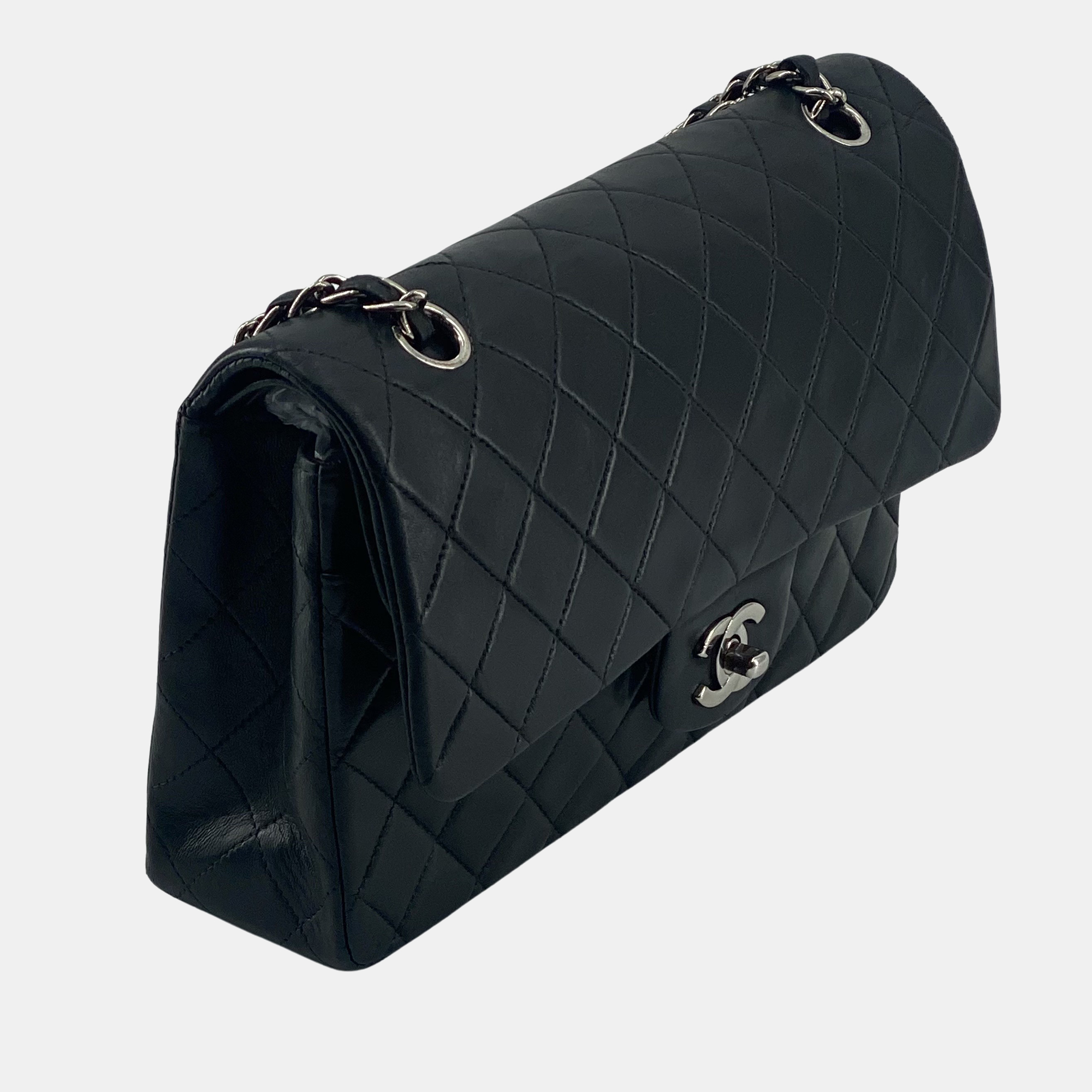 

Chanel Black Leather Medium Classic Double Flap Shoulder Bag