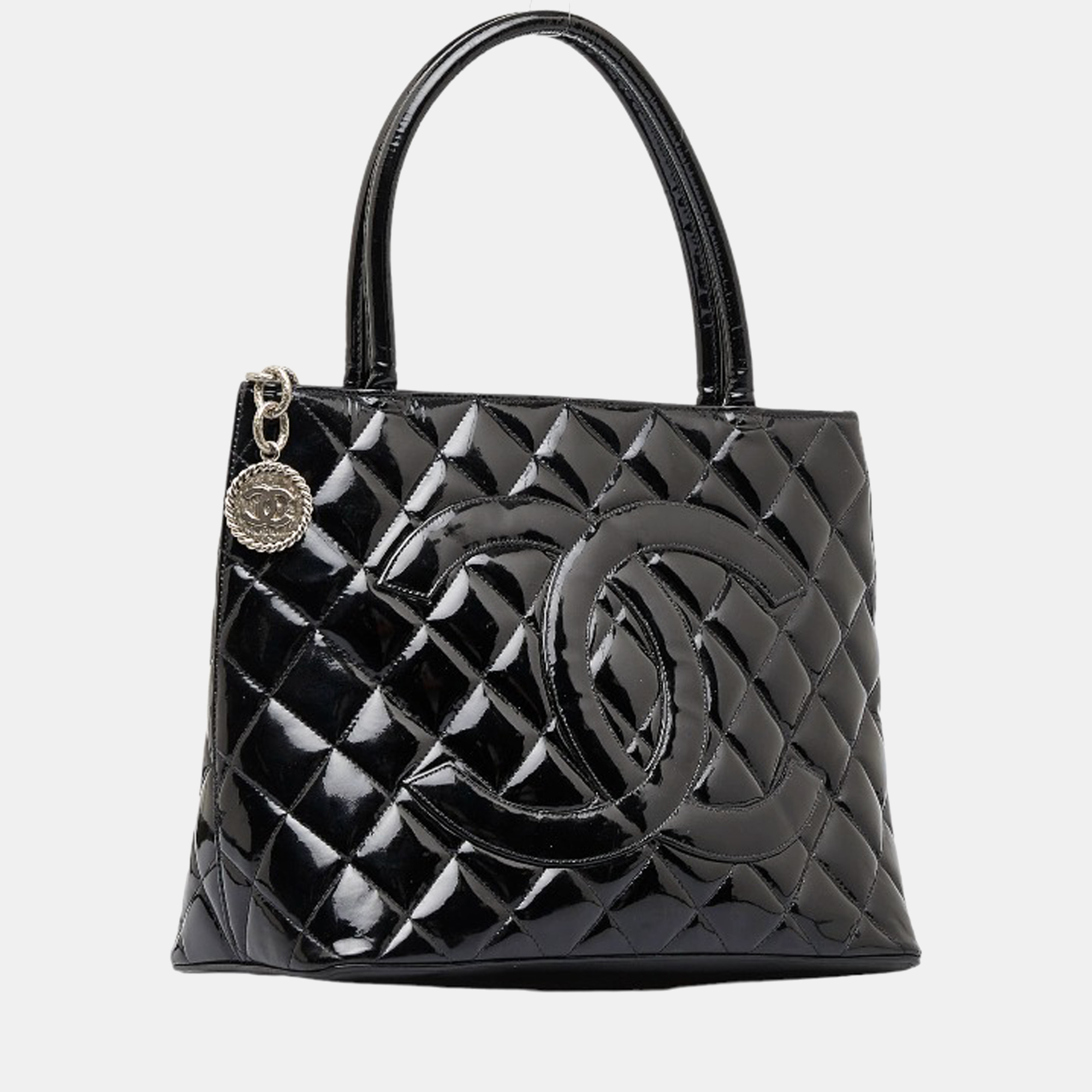 

Chanel Black Animal skin CC Patent Leather Medallion Tote Tote Bag