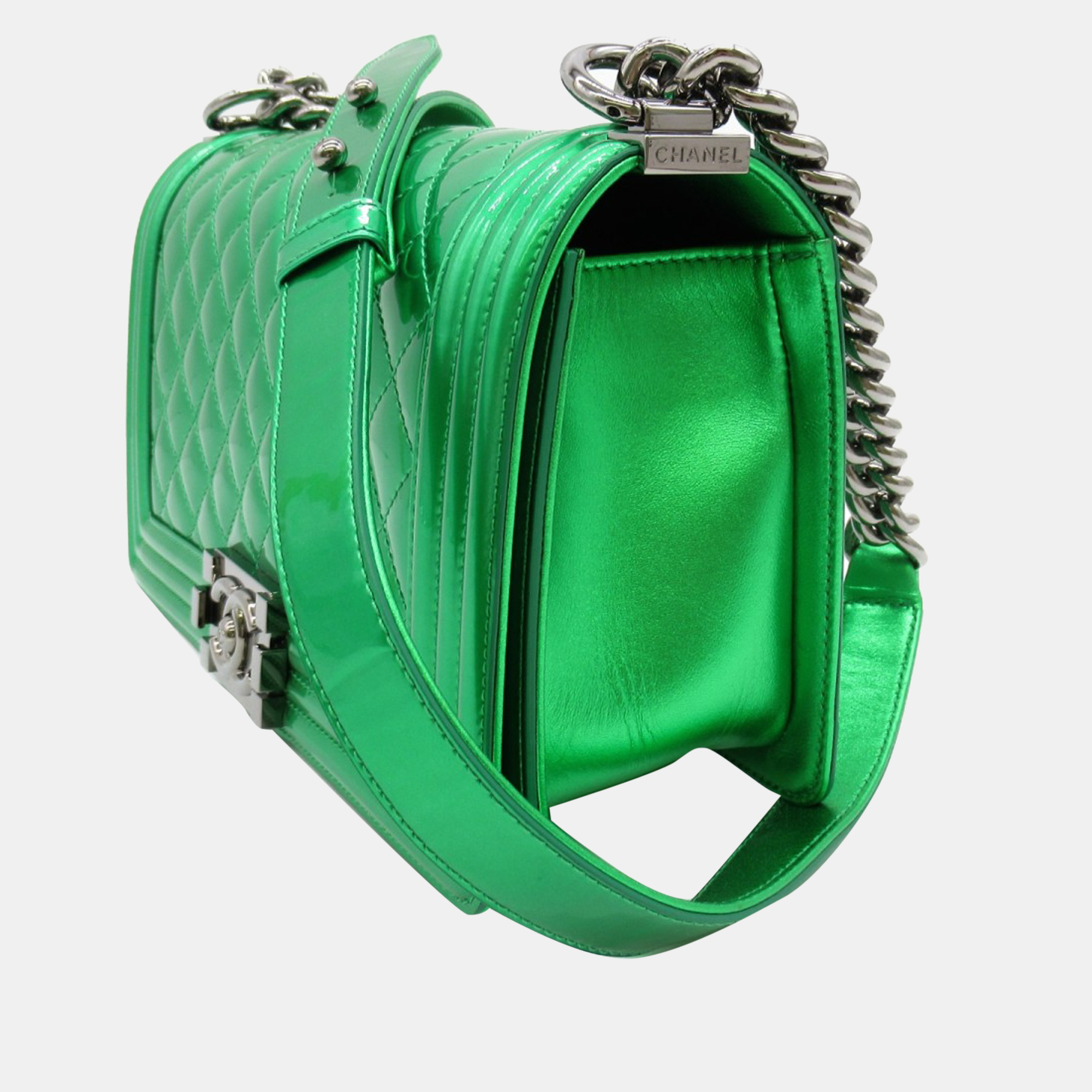 

Chanel Green Medium Classic Patent Le Boy Flap Bag Shoulder Bag