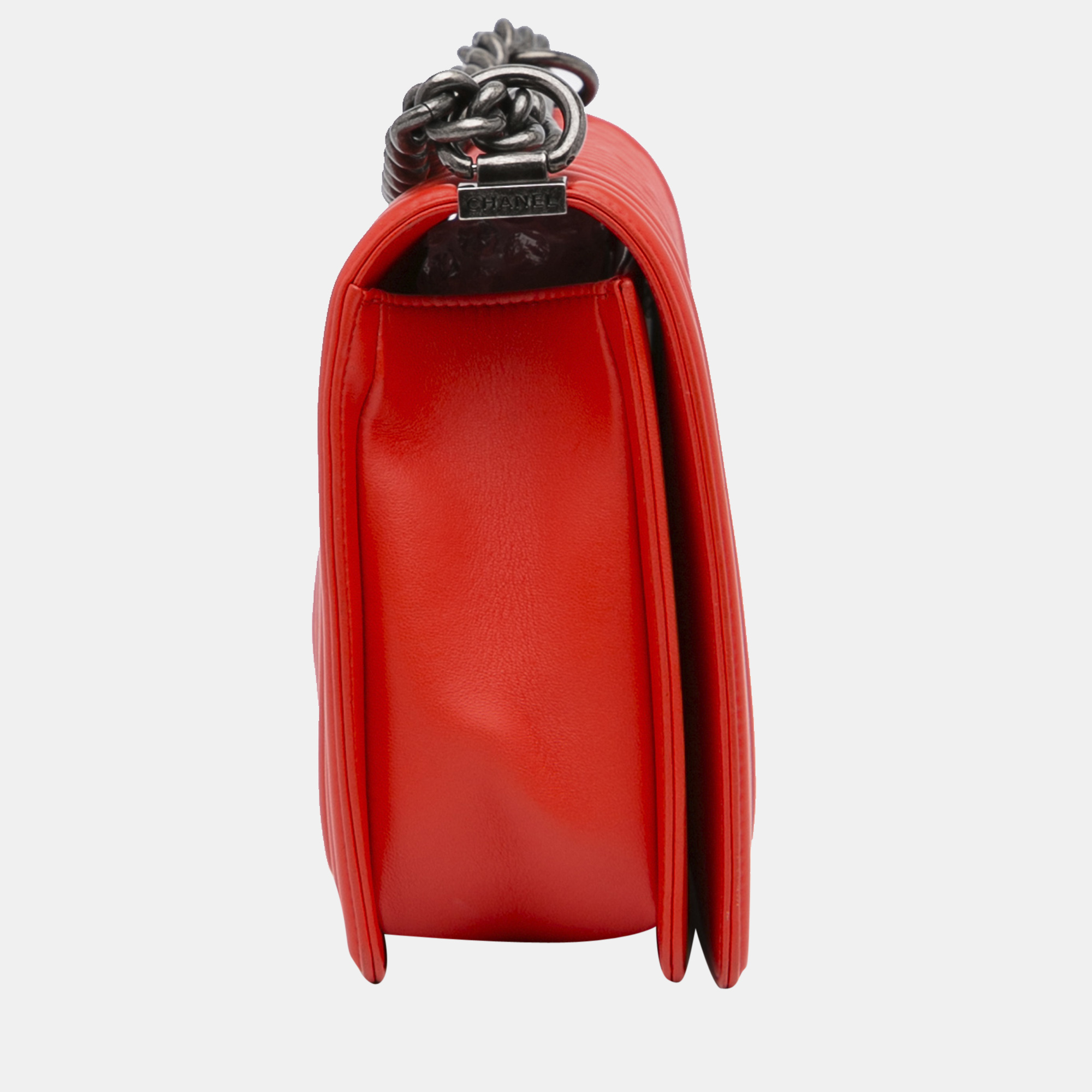 

Chanel Red Medium Chevron Boy Flap