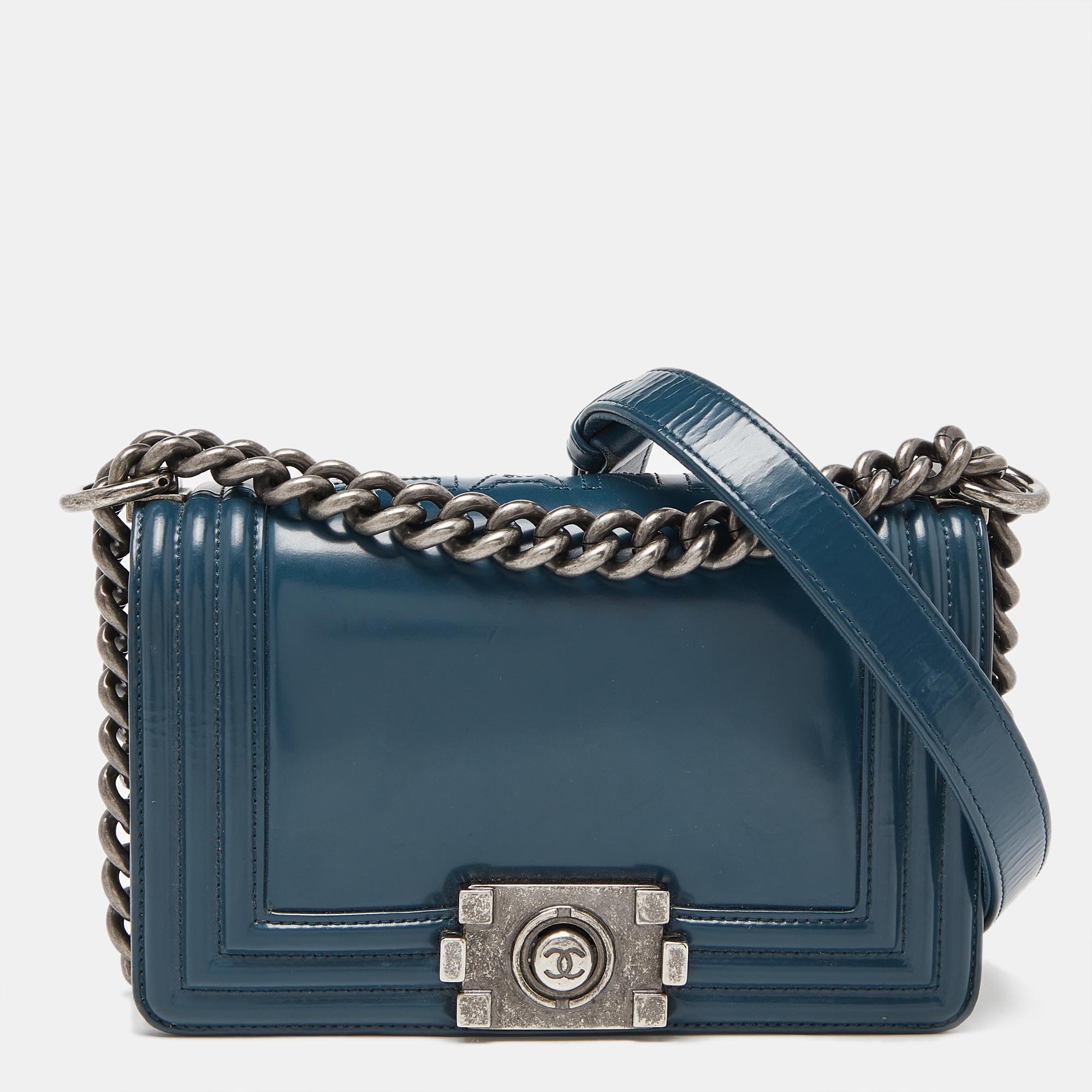 Pre-owned Chanel Blue Patent Leather Small Boy Bag