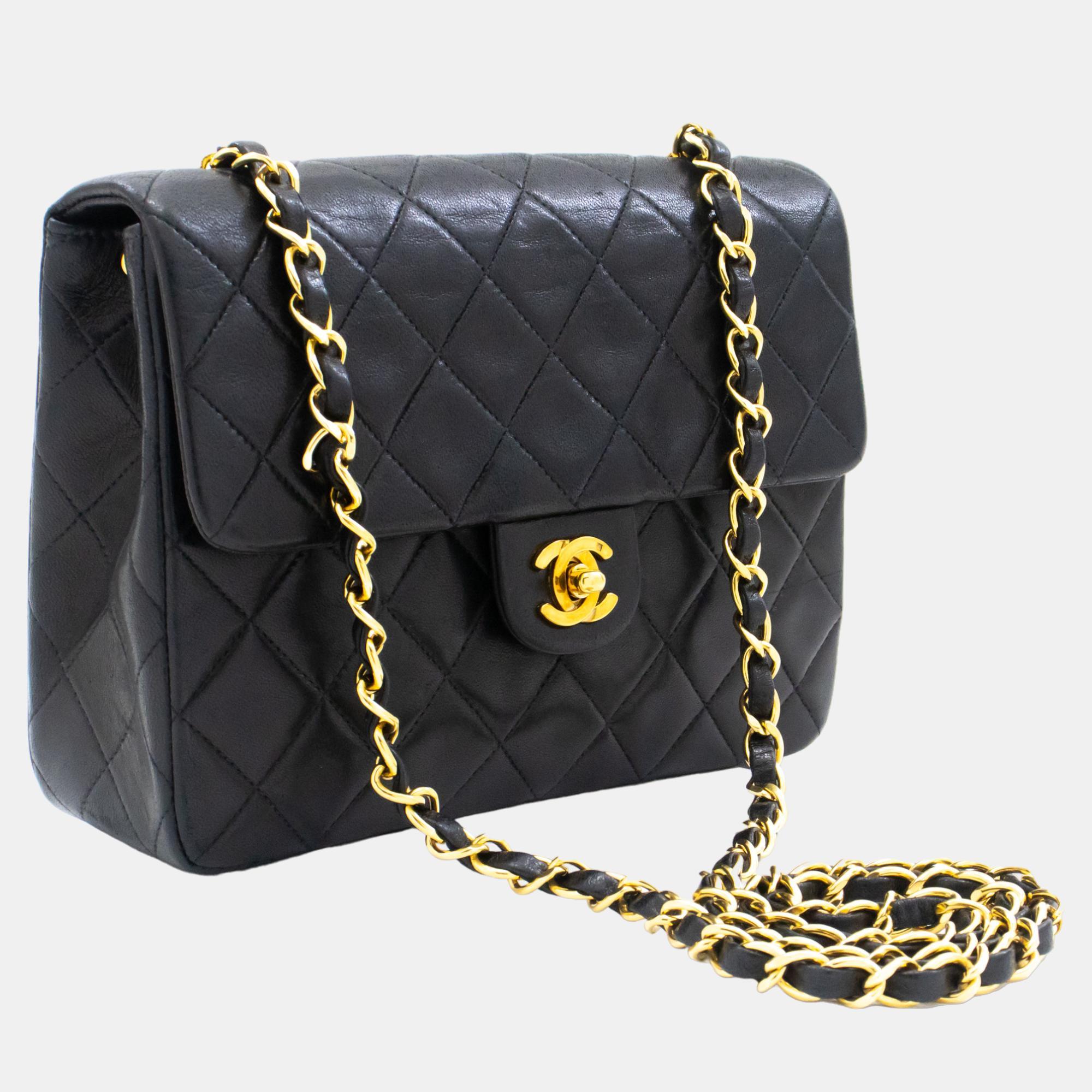 

Chanel Black Leather  Vintage Classic Double Flap Shoulder Bag