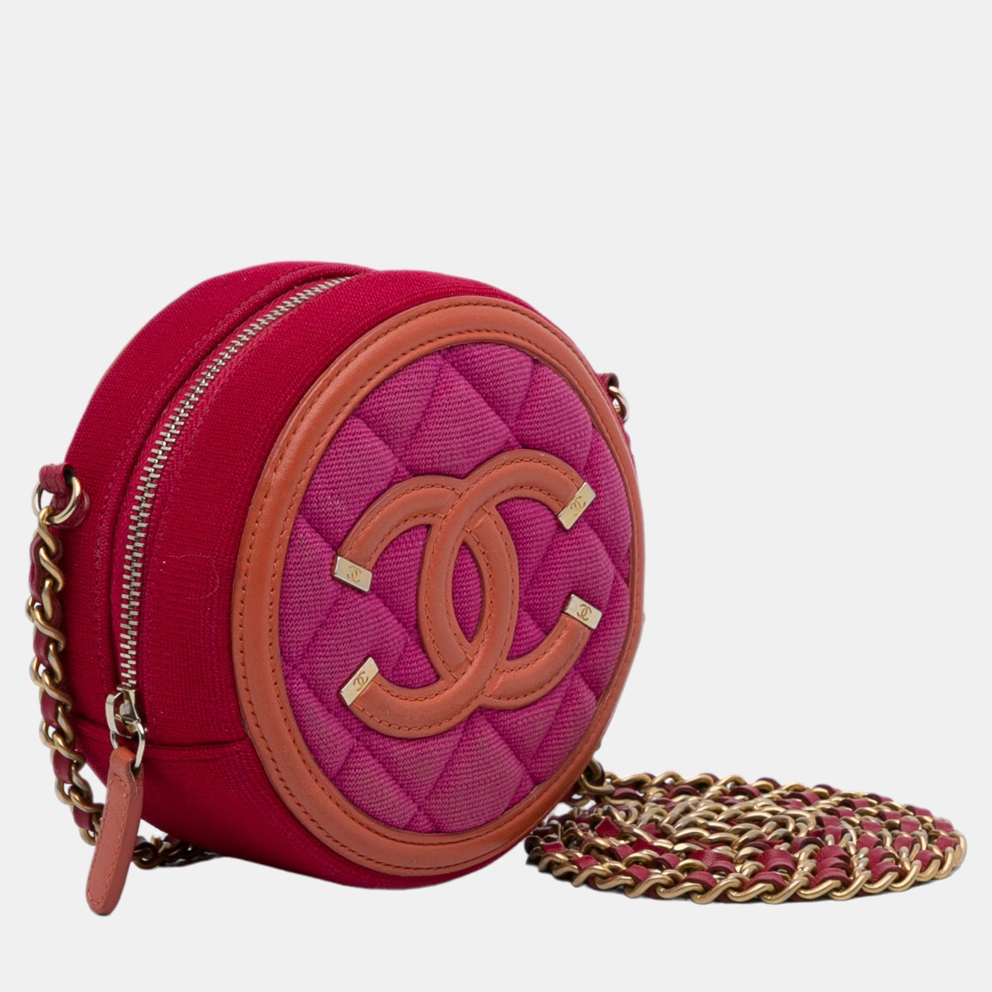 

Chanel Pink CC Filigree Jersey Crossbody Bag