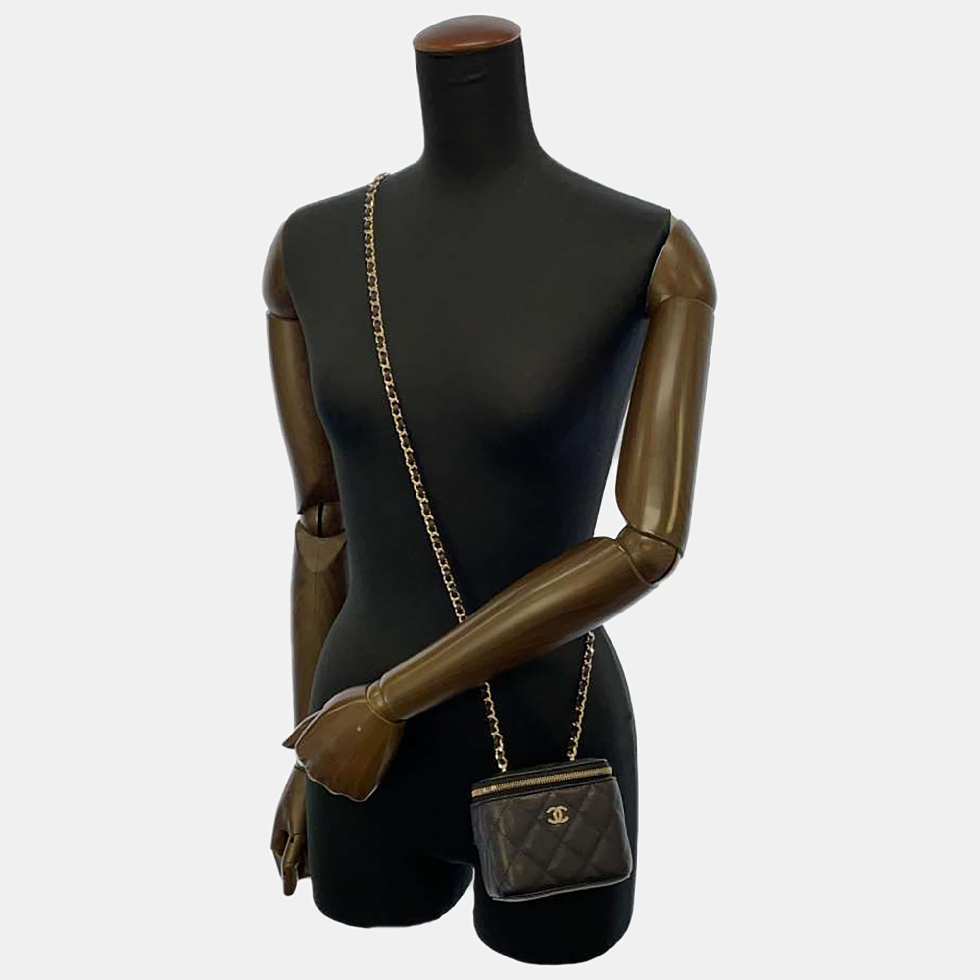 

Chanel Black Leather Small Vanity Case Shoulder Bag