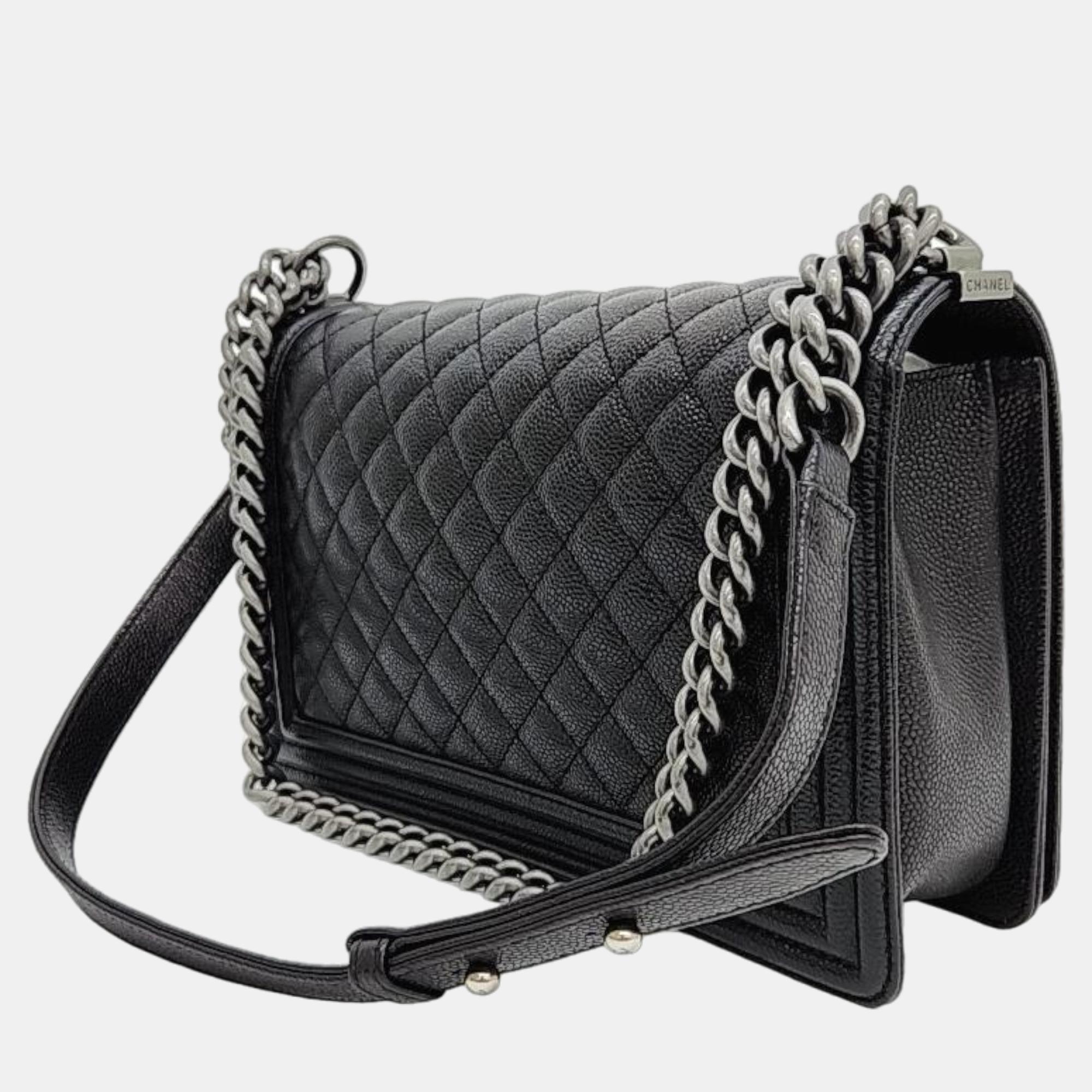 

Chanel Caviar Boy Bag New, Black