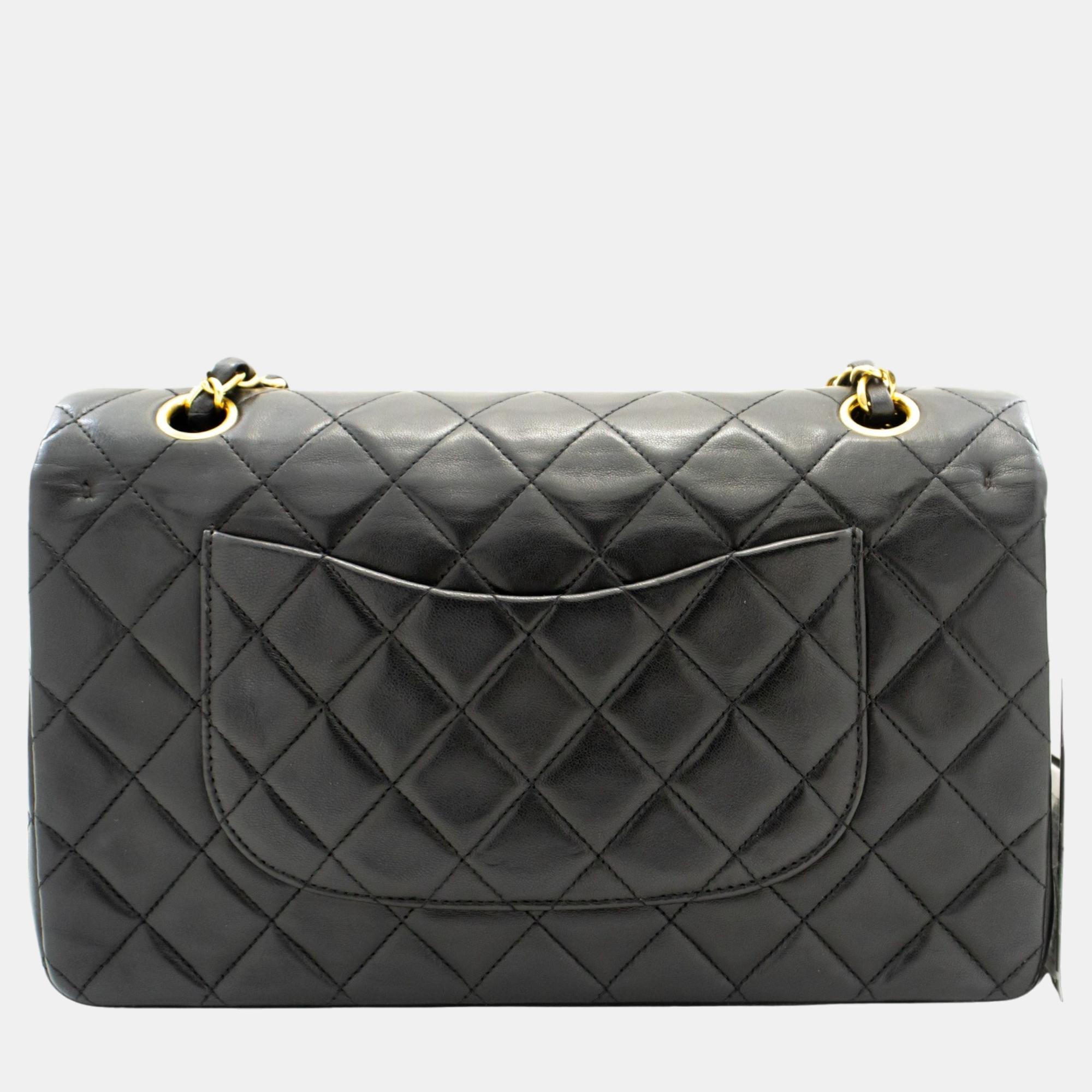 

Chanel Black Leather Double flap shoulder bag