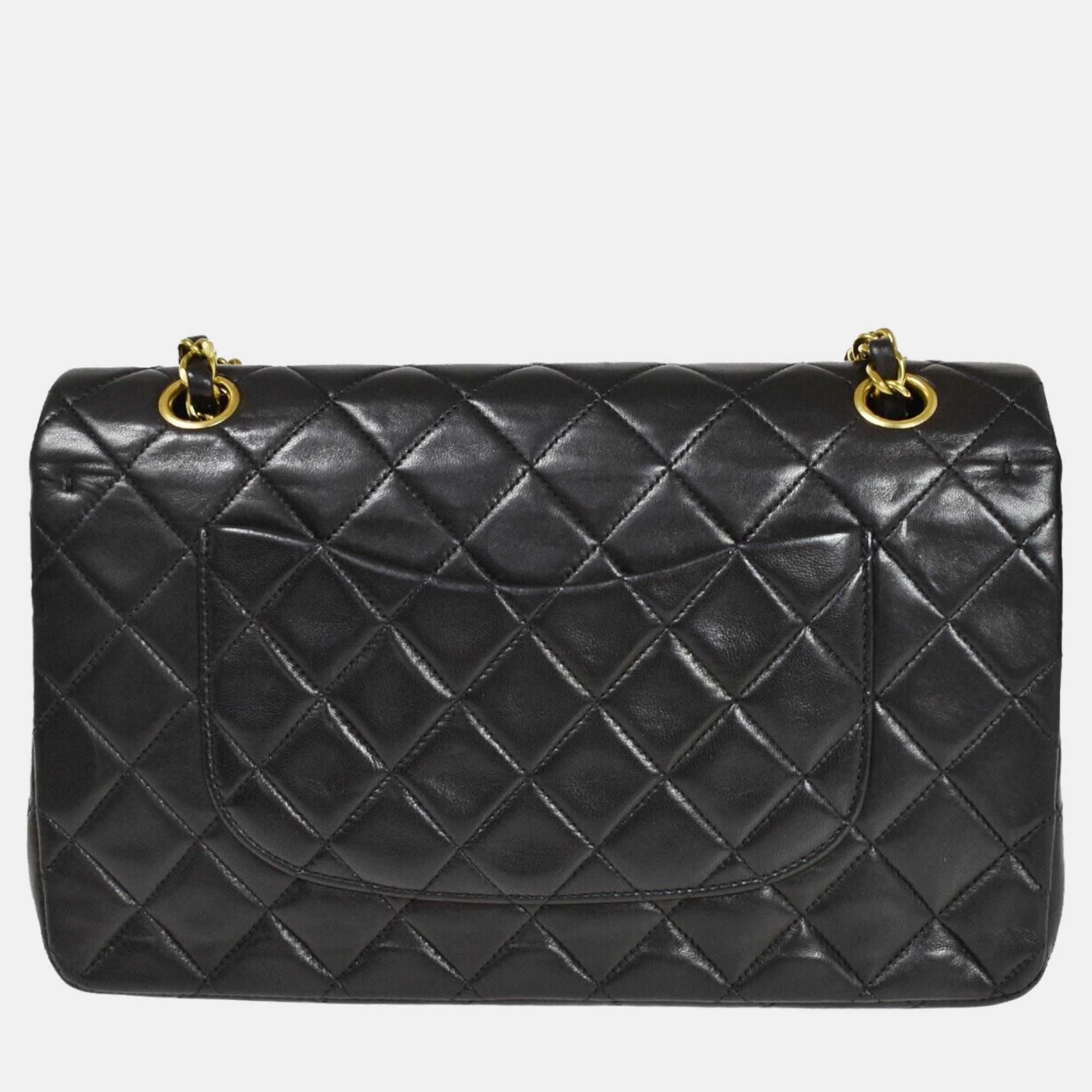 

Chanel Black Leather Double flap shoulder bag