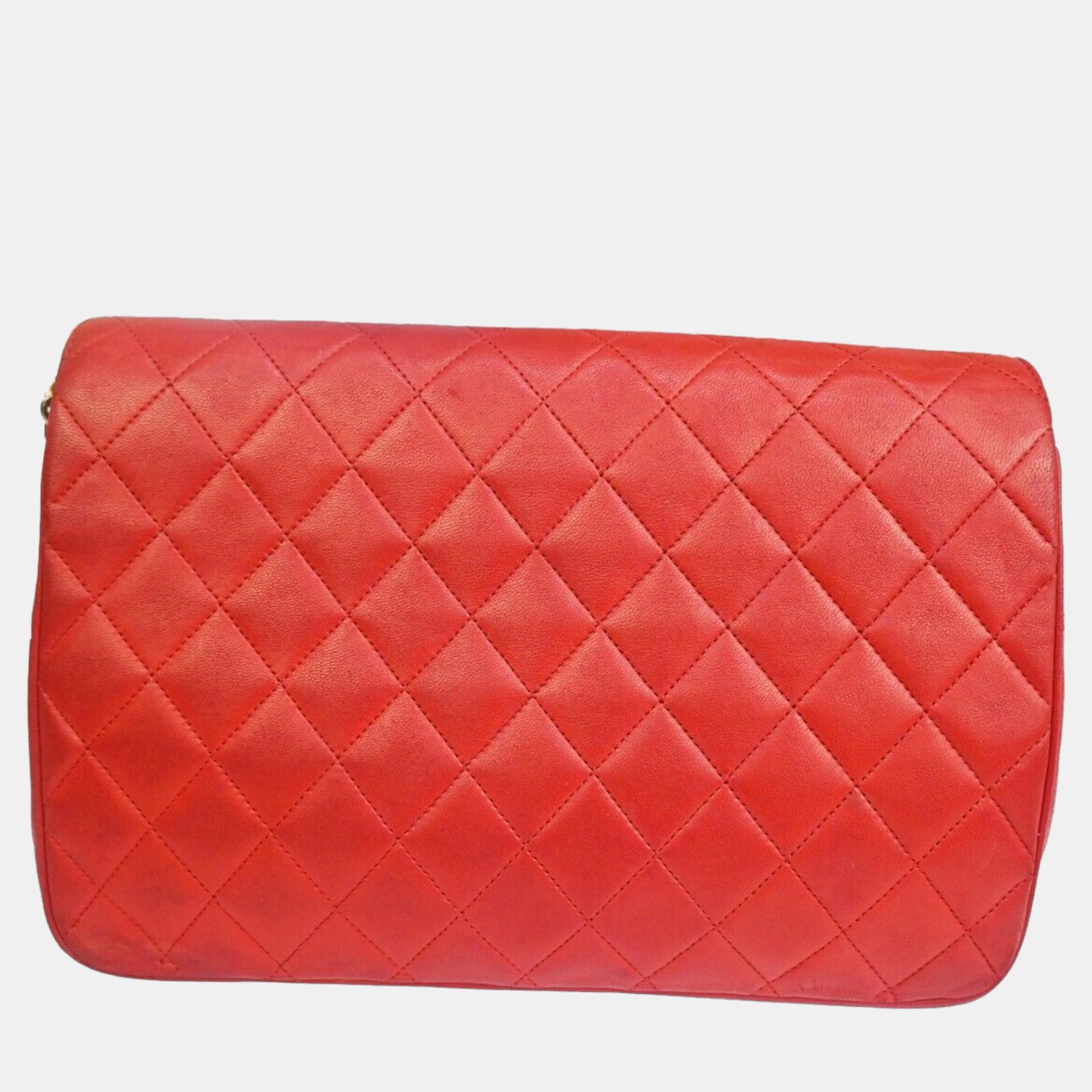 

Chanel Red Leather Matelassé shoulder bag