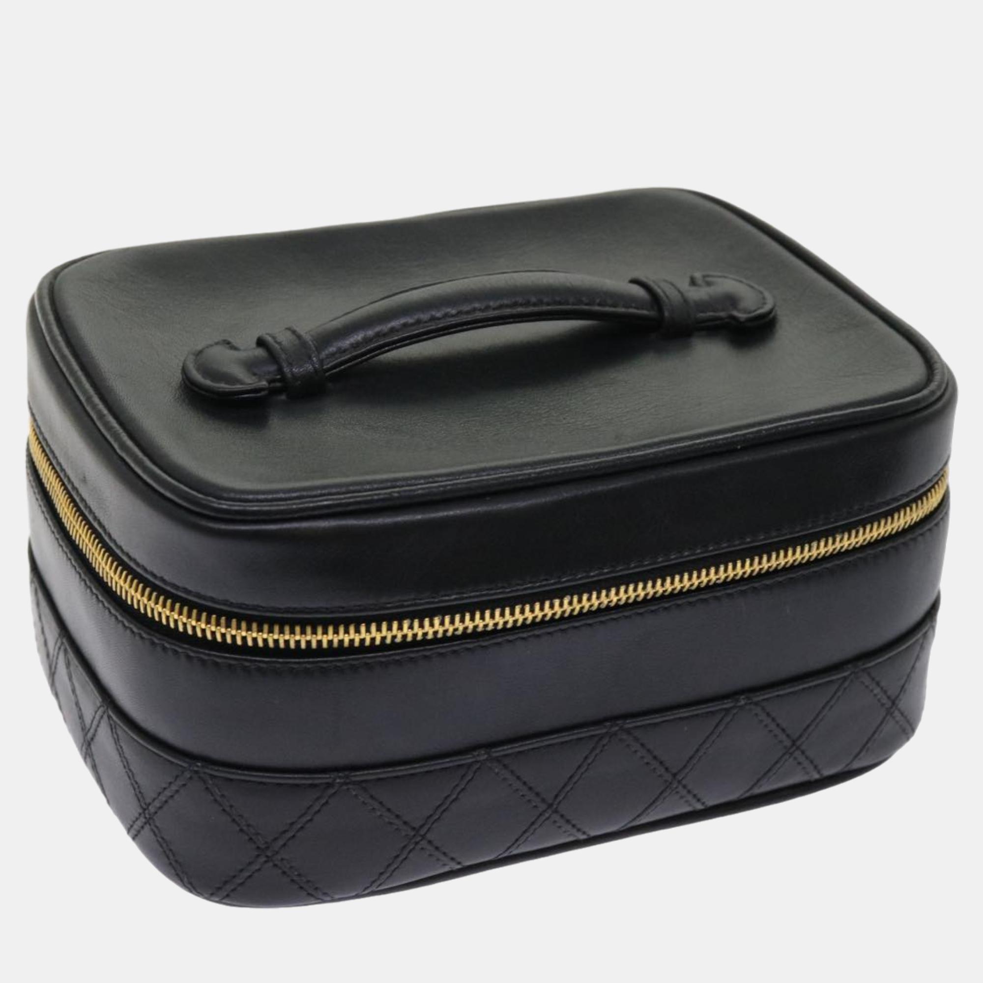 

Chanel Black Leather CC Vanity Case