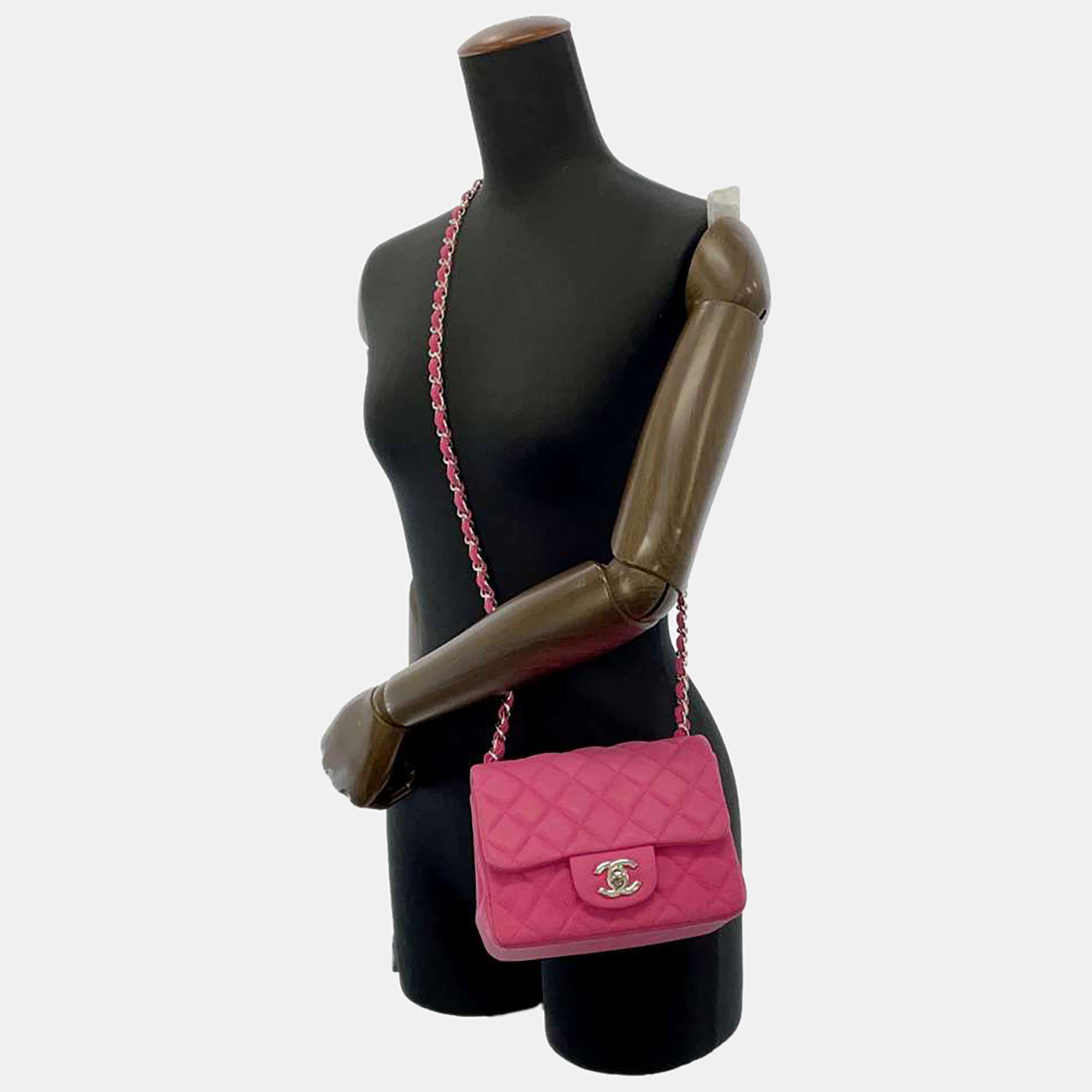 

Chanel Pink Leather cc Flap Bag