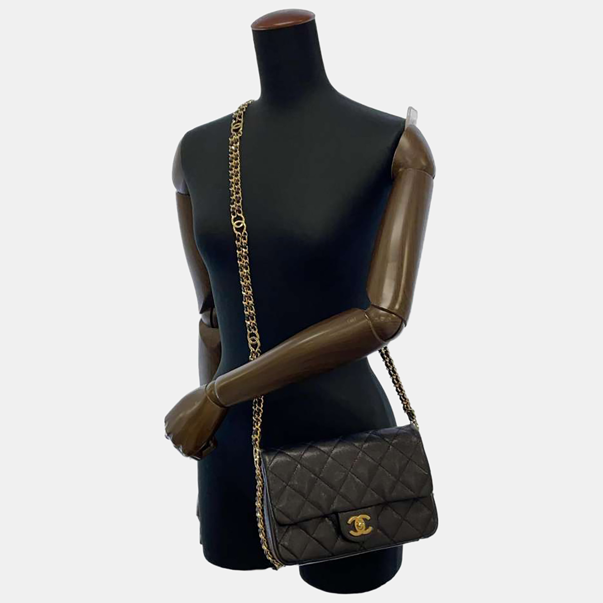 

Chanel Black Leather CC Flap Bag