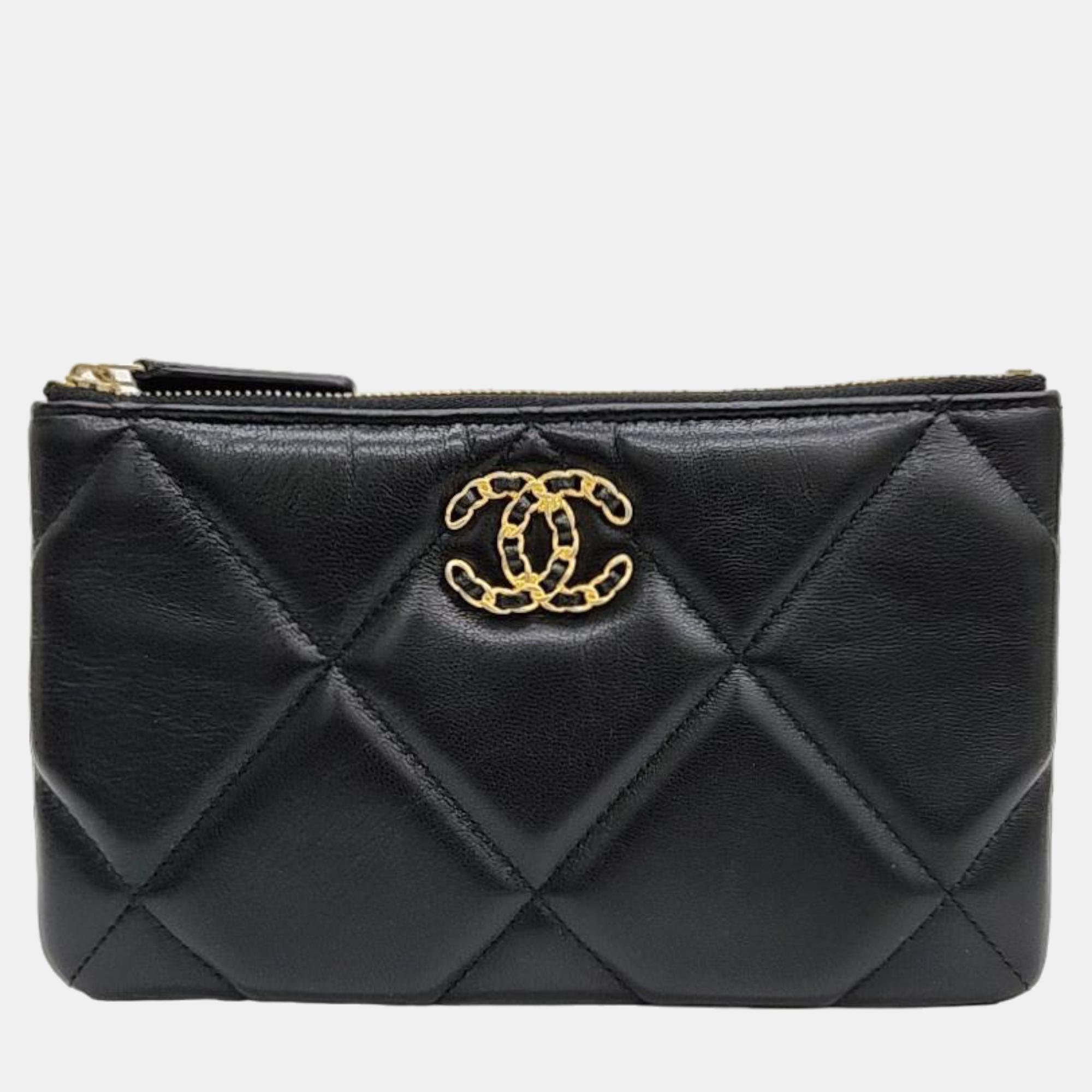 

Chanel Black Leather 19 Pouch