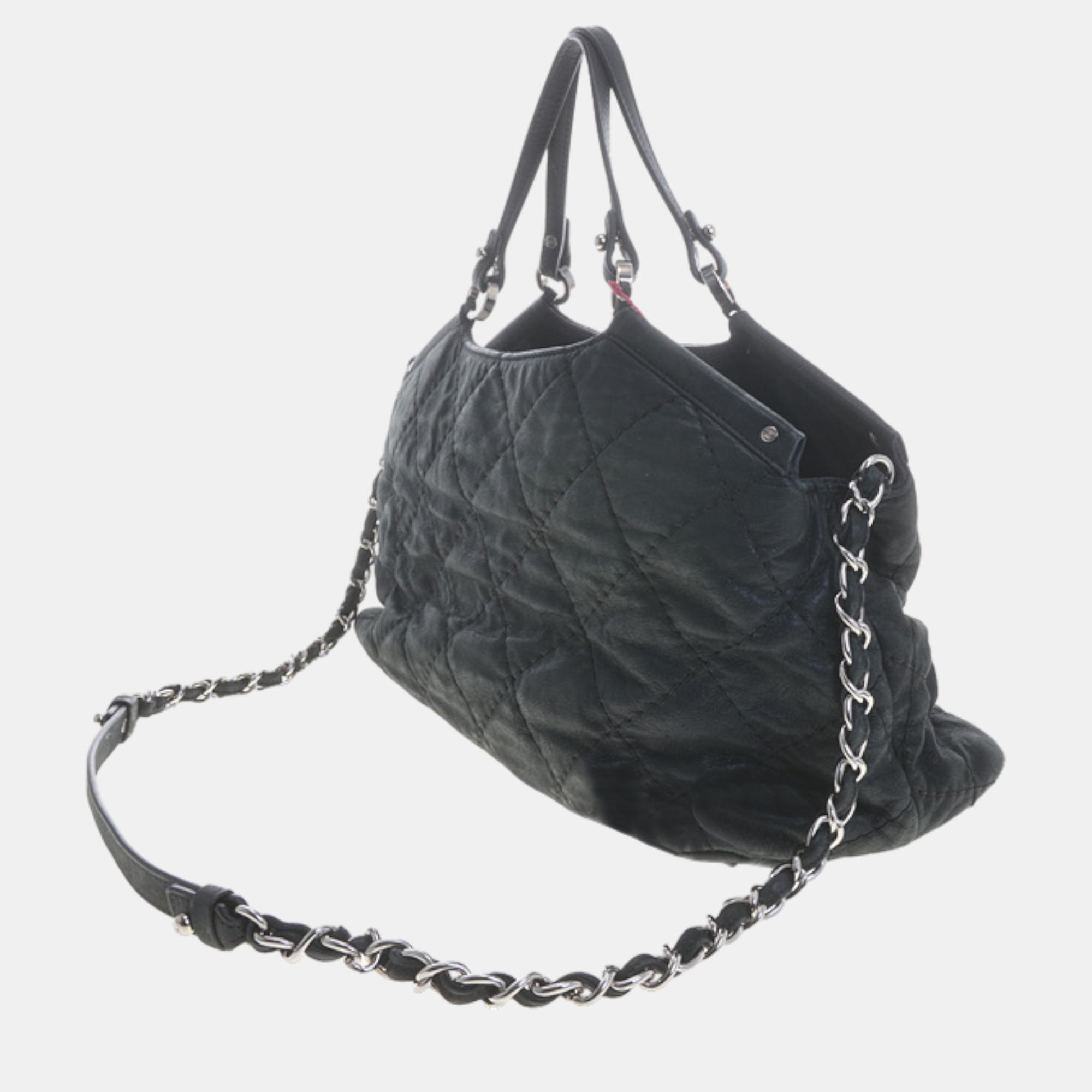 

Chanel Black CC chain tote bag