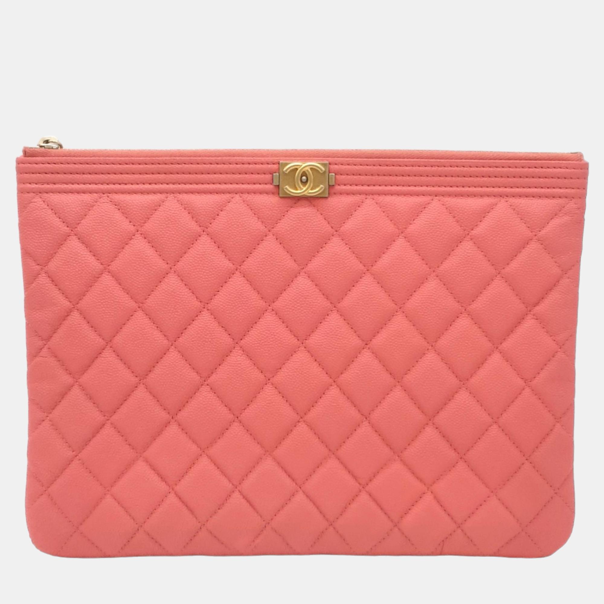 Pre-owned Chanel Pink Caviar Leather O Case Quilted Medium Boy Clutch Bag
