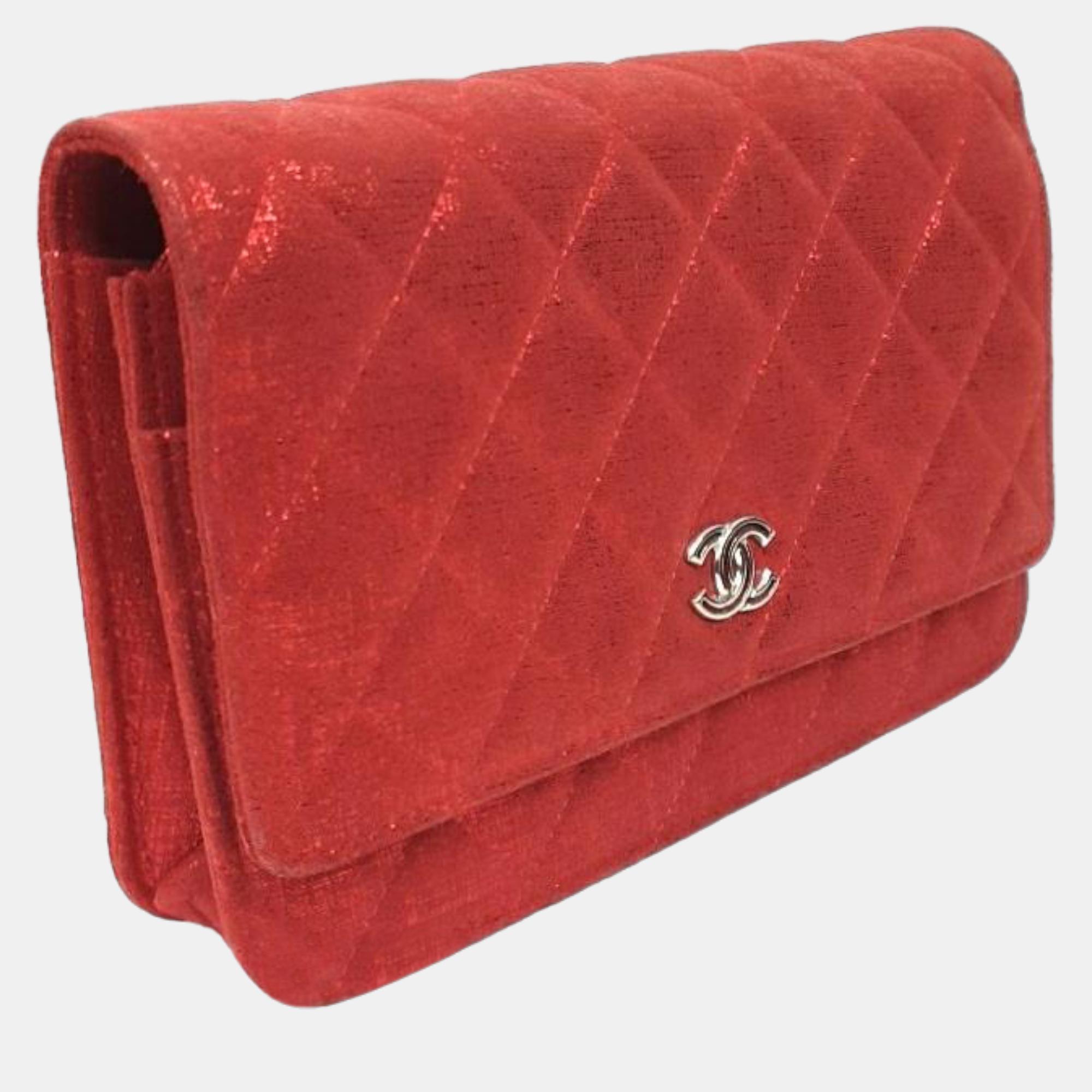 

Chanel Red Leather CC Wallet on Chain