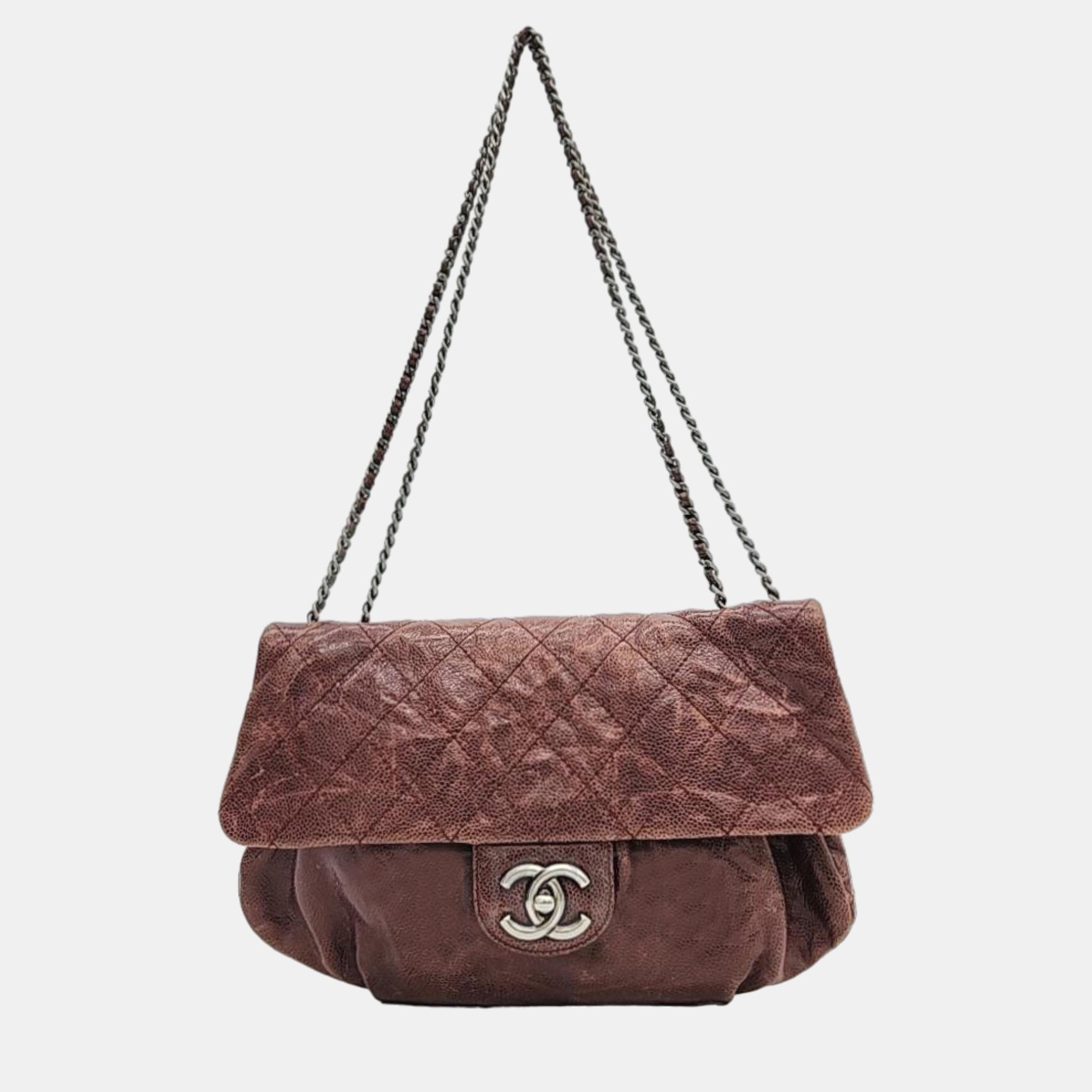 Pre-owned Chanel Burgundy Leather Elastic Cc Flap Bag