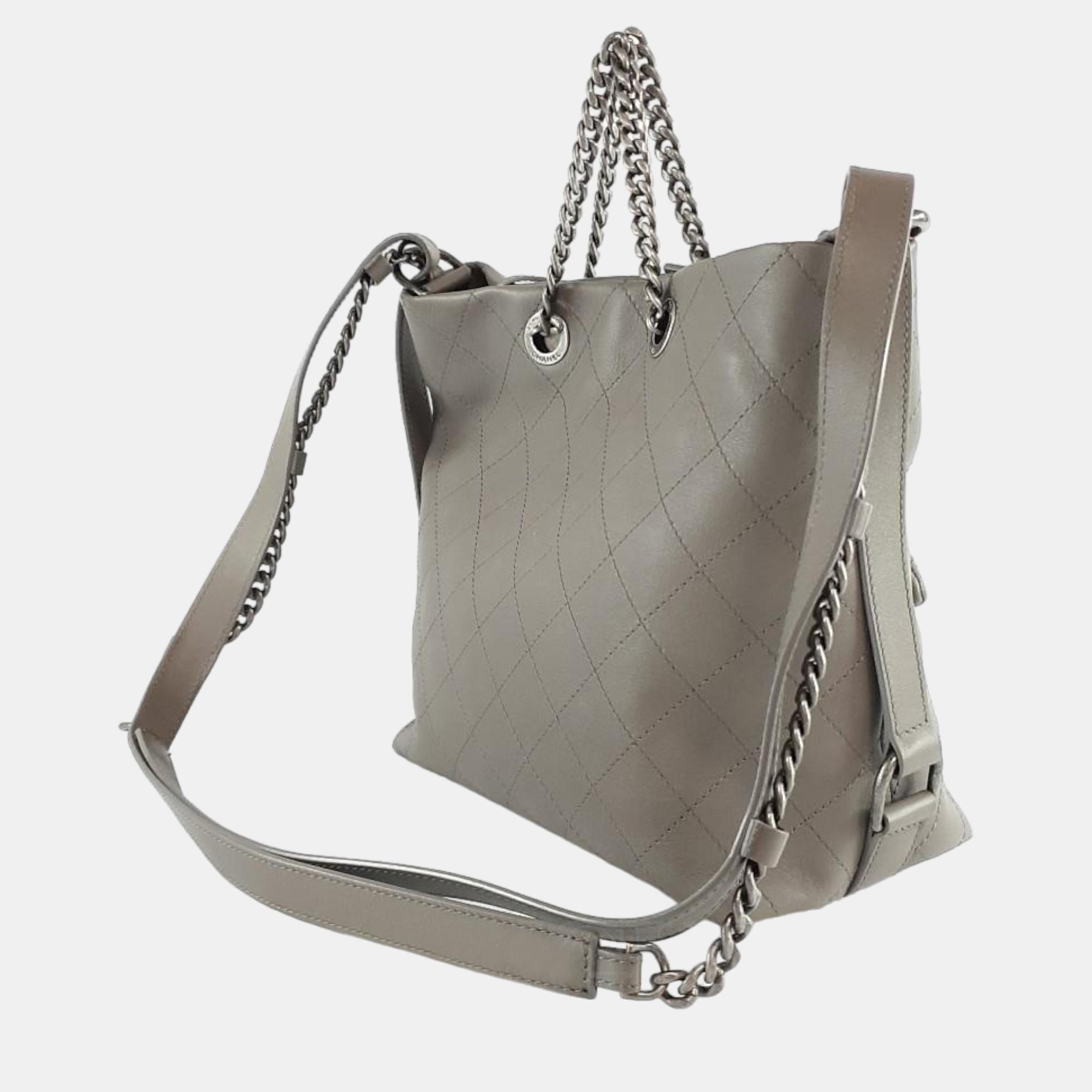

Chanel Grey Leather Wild Stitch Tote Bag